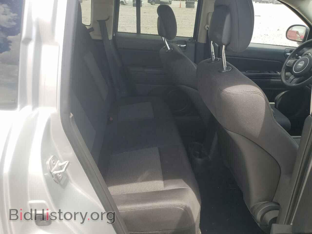 2012 JEEP COMPASS - VIN: 1C4NJDBB6CD616422 - Photo 10