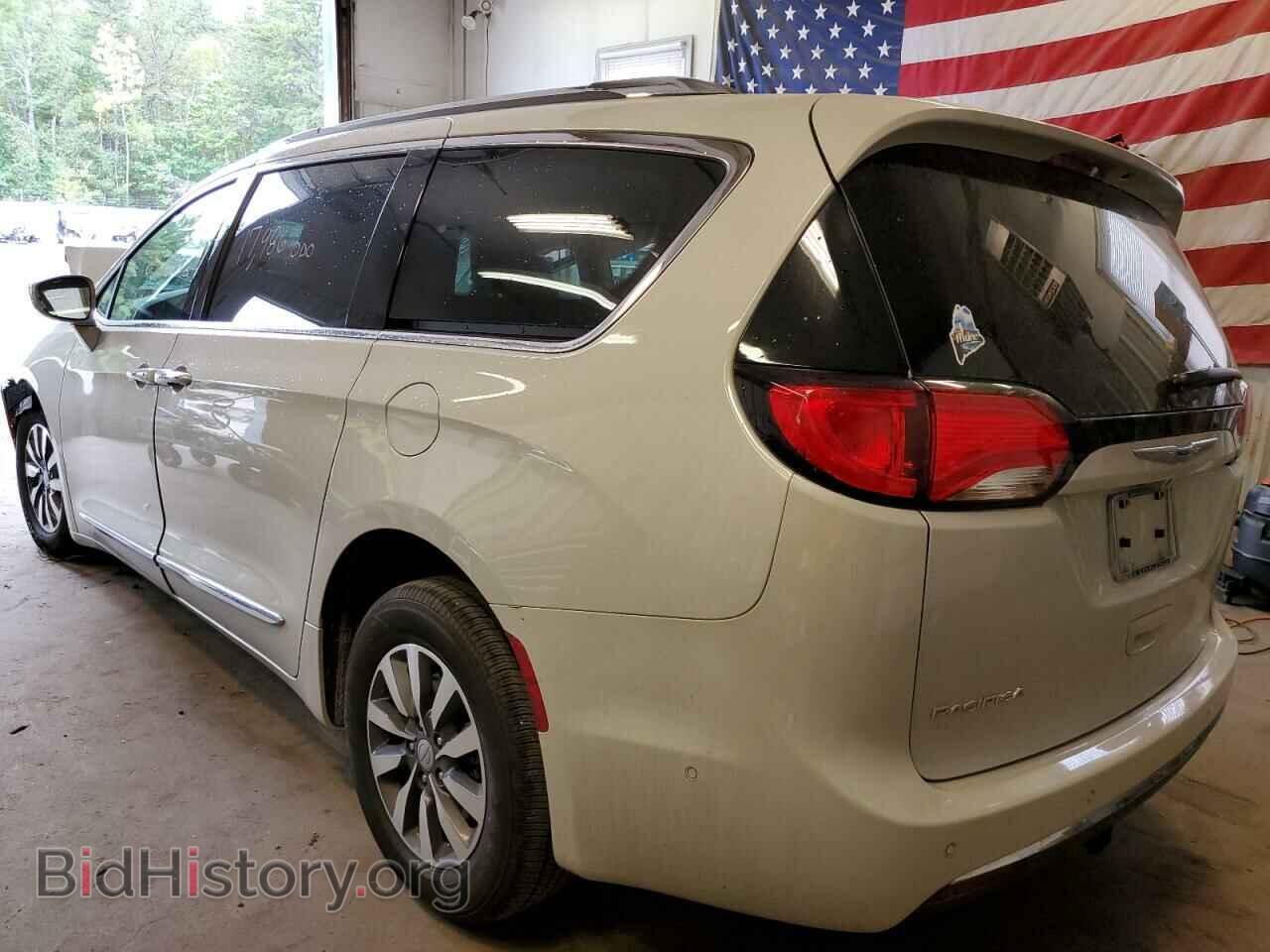 2020 CHRYSLER PACIFICA - VIN: 2C4RC1EG9LR122022 - Photo 3