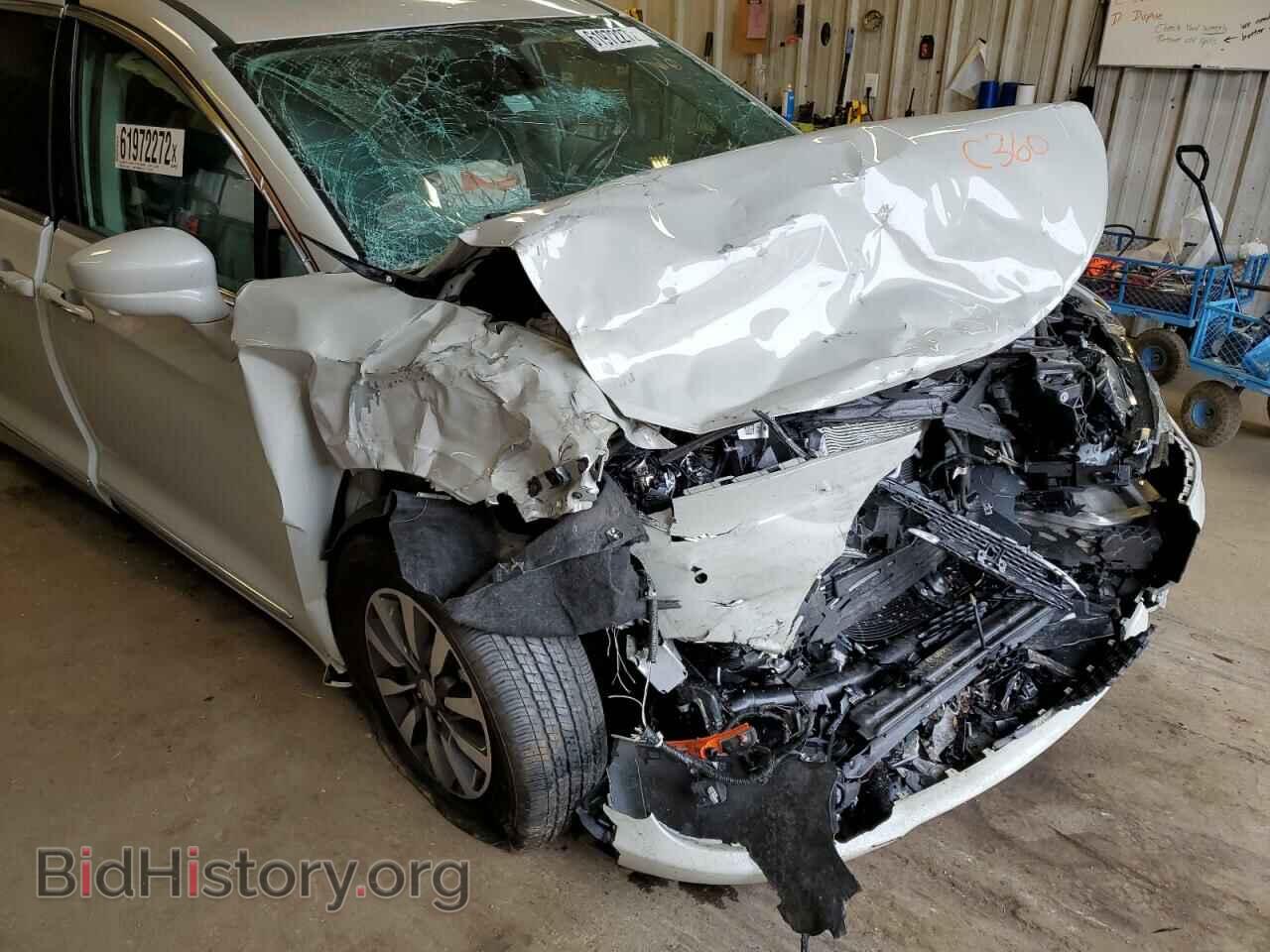 2020 CHRYSLER PACIFICA - VIN: 2C4RC1EG9LR122022 - Photo 9