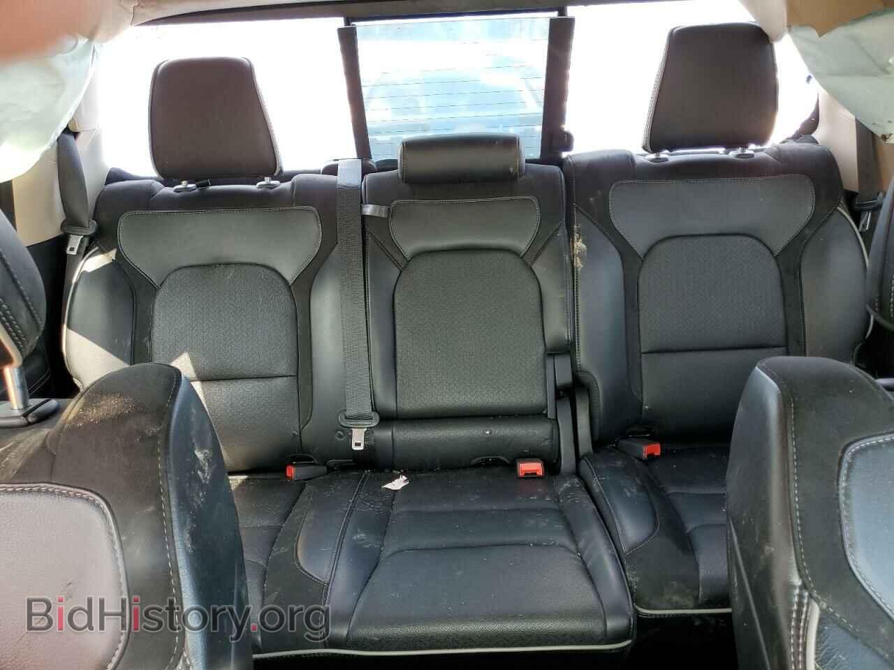 2019 RAM 1500 - VIN: 1C6SRFJT8KN732884 - Фото 10