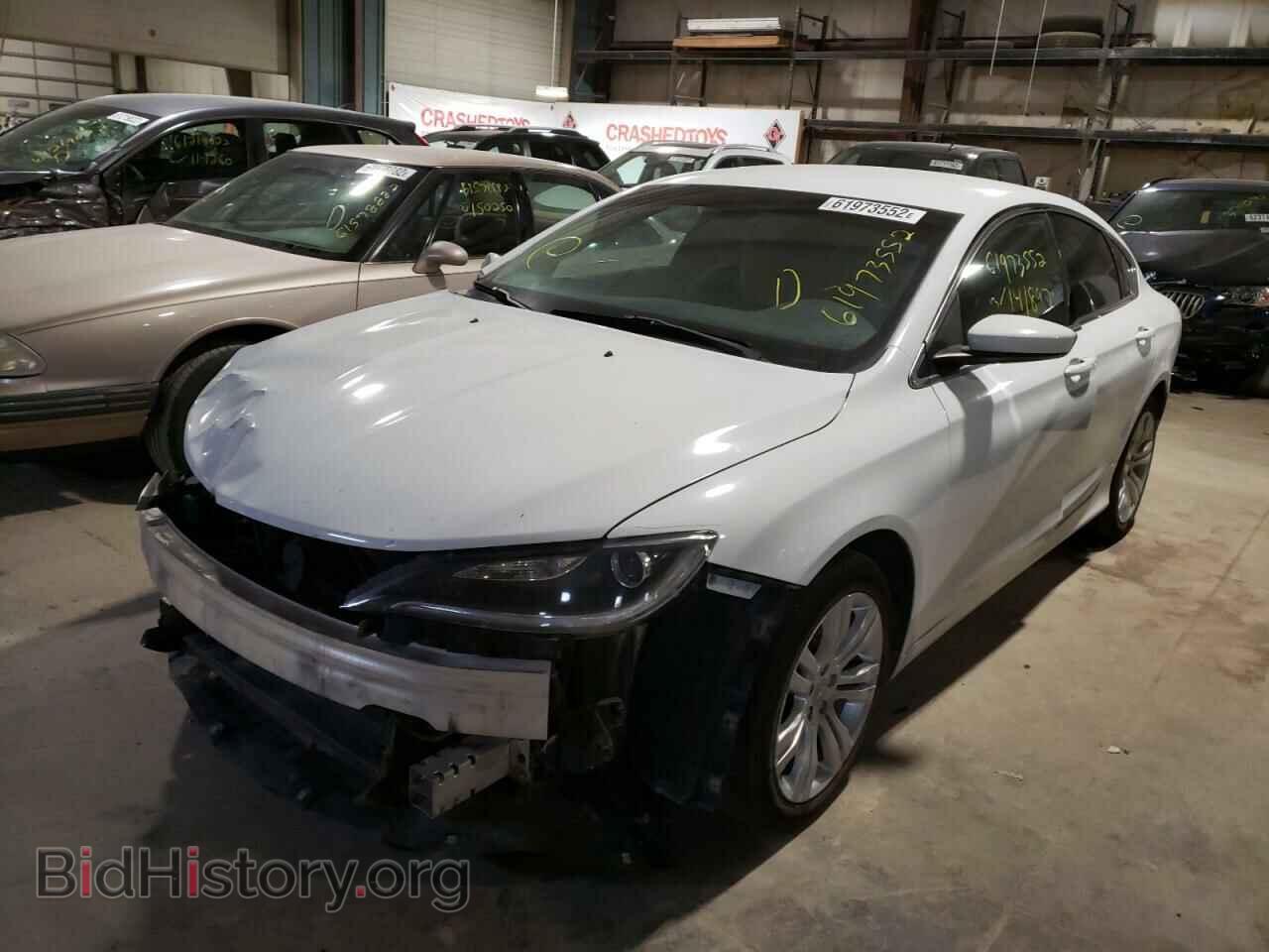 2015 CHRYSLER 200 - VIN: 1C3CCCAB2FN755463 - Фото 2