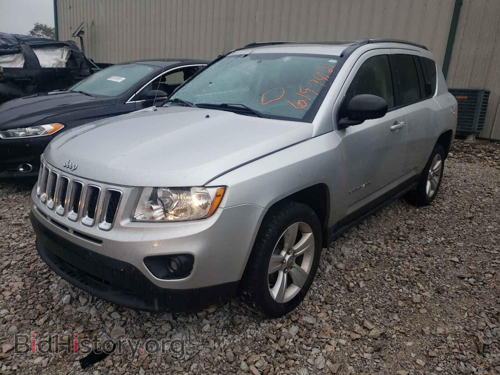2013 JEEP COMPASS - VIN: 1C4NJCEB3DD102051 - Фото 2