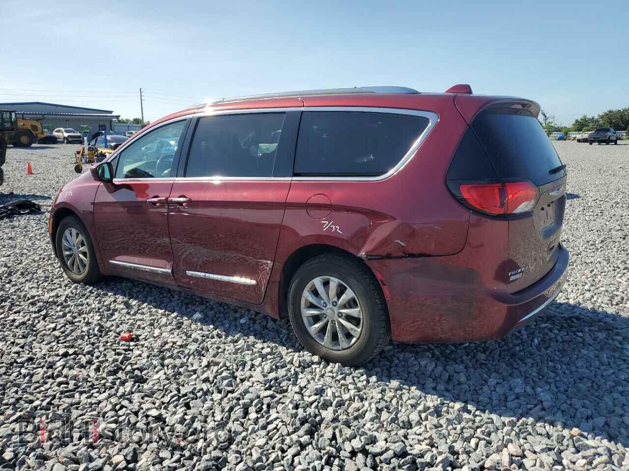 2019 CHRYSLER PACIFICA - VIN: 2C4RC1BG3KR644681 - Фото 2