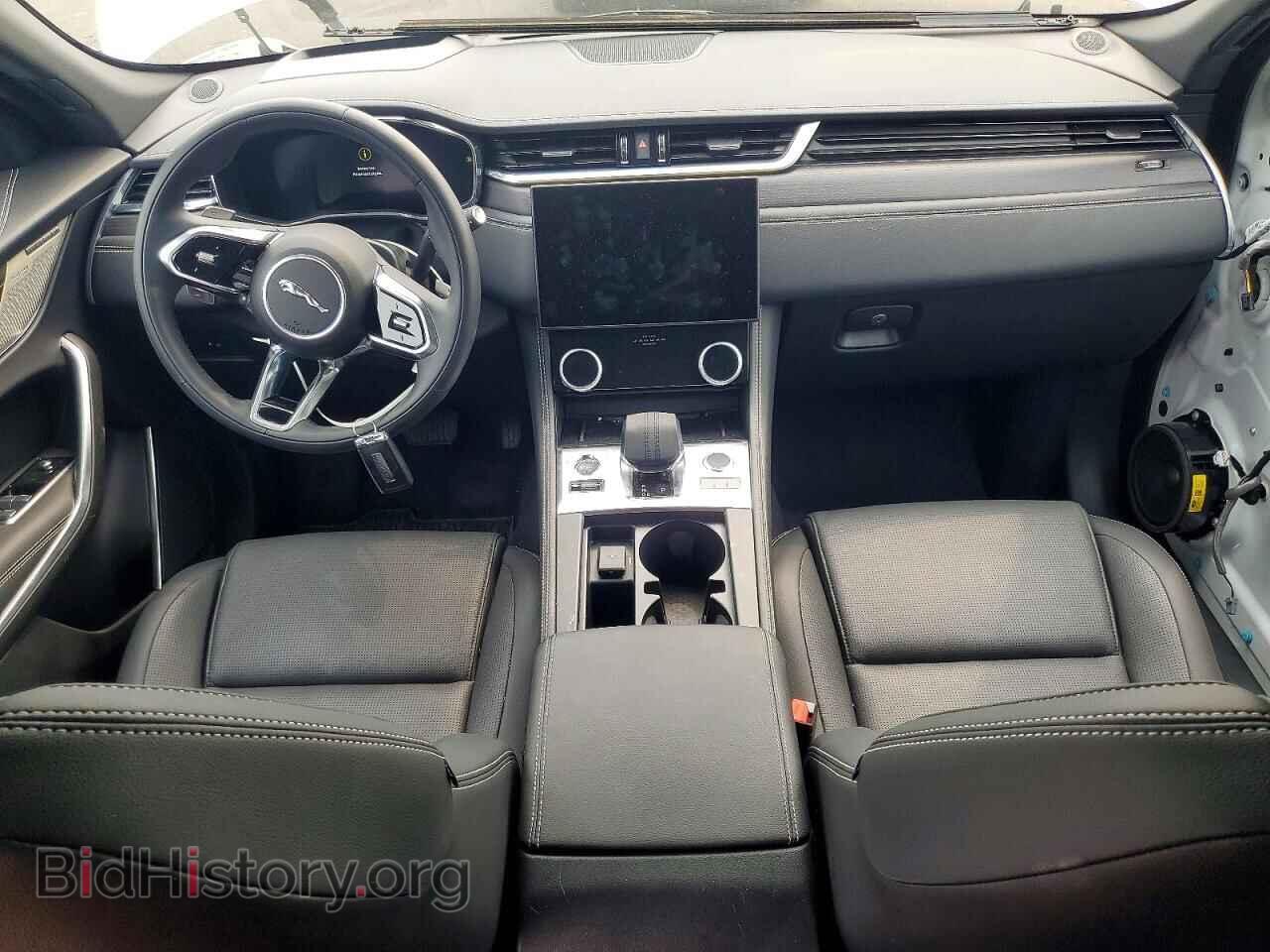 2025 JAGUAR F-PACE - VIN: SADCT2EX2SA747557 - Photo 8