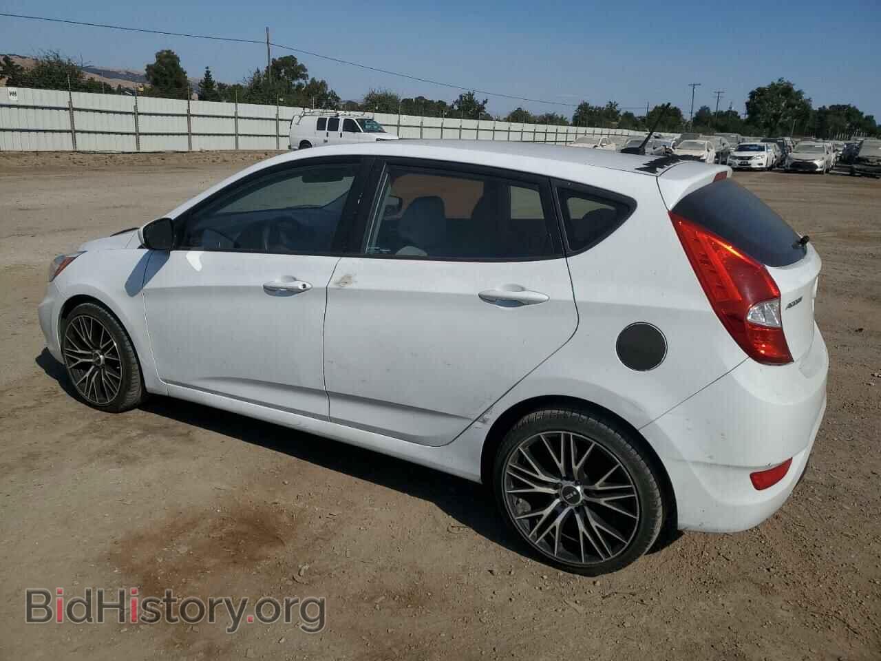 2016 HYUNDAI ACCENT - VIN: KMHCT5AE2GU242184 - Фото 2