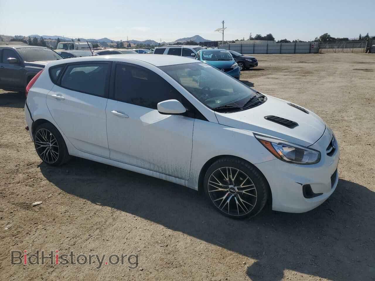 2016 HYUNDAI ACCENT - VIN: KMHCT5AE2GU242184 - Фото 4