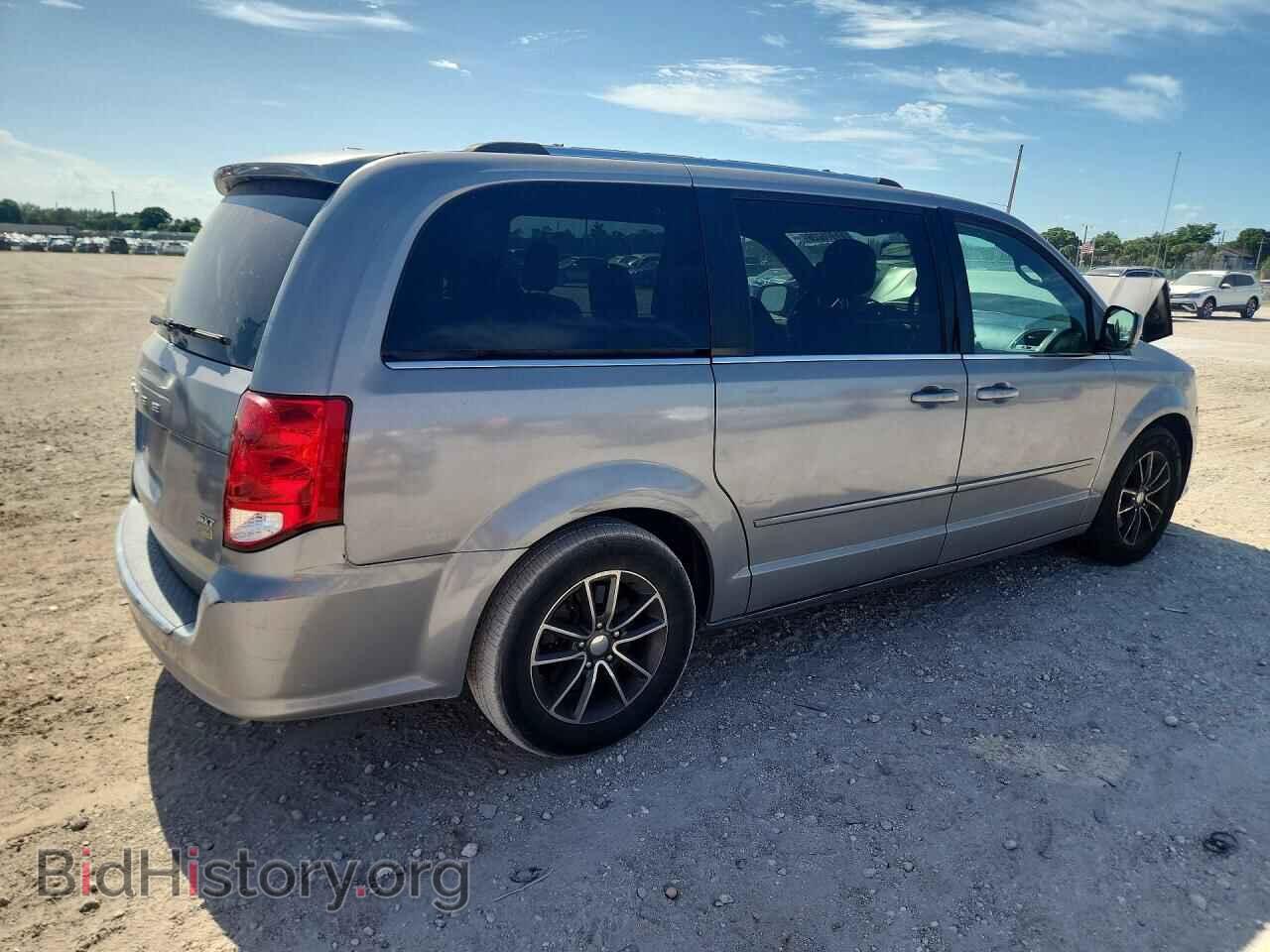 2017 DODGE CARAVAN - VIN: 2C4RDGCG6HR585942 - Photo 3