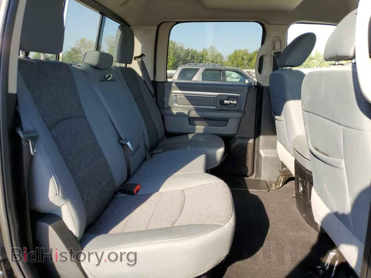 2018 RAM 1500 - VIN: 1C6RR6LT0JS333897 - Фото 6