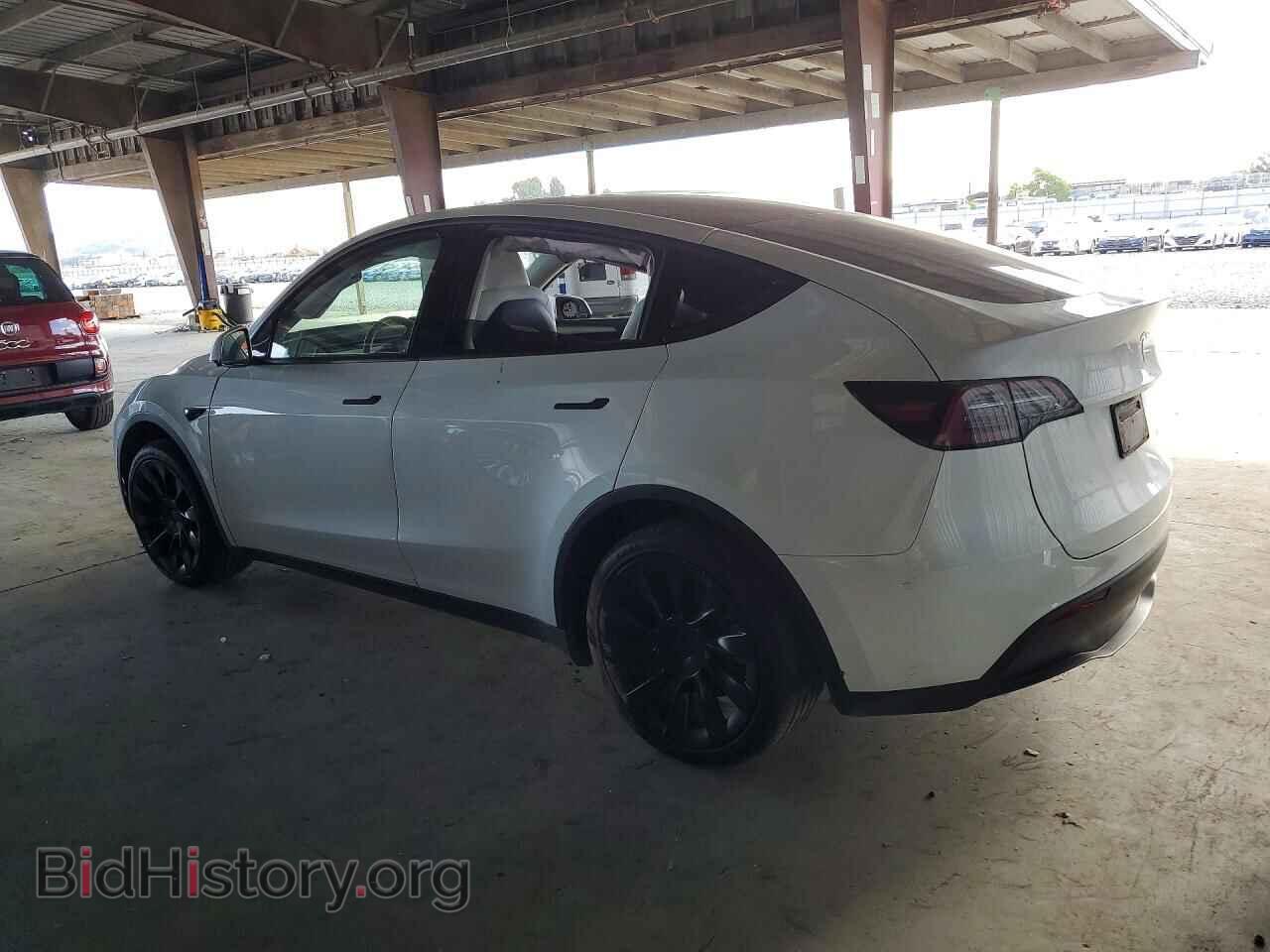 2023 TESLA MODEL Y - VIN: 7SAYGDEE8PF914697 - Фото 2