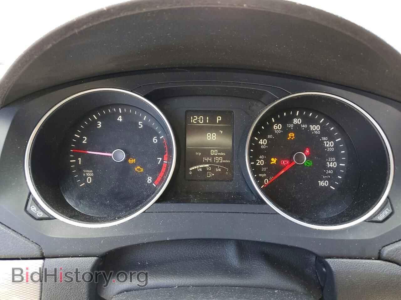 2018 VOLKSWAGEN JETTA - VIN: 3VW2B7AJ2JM247891 - Фото 9