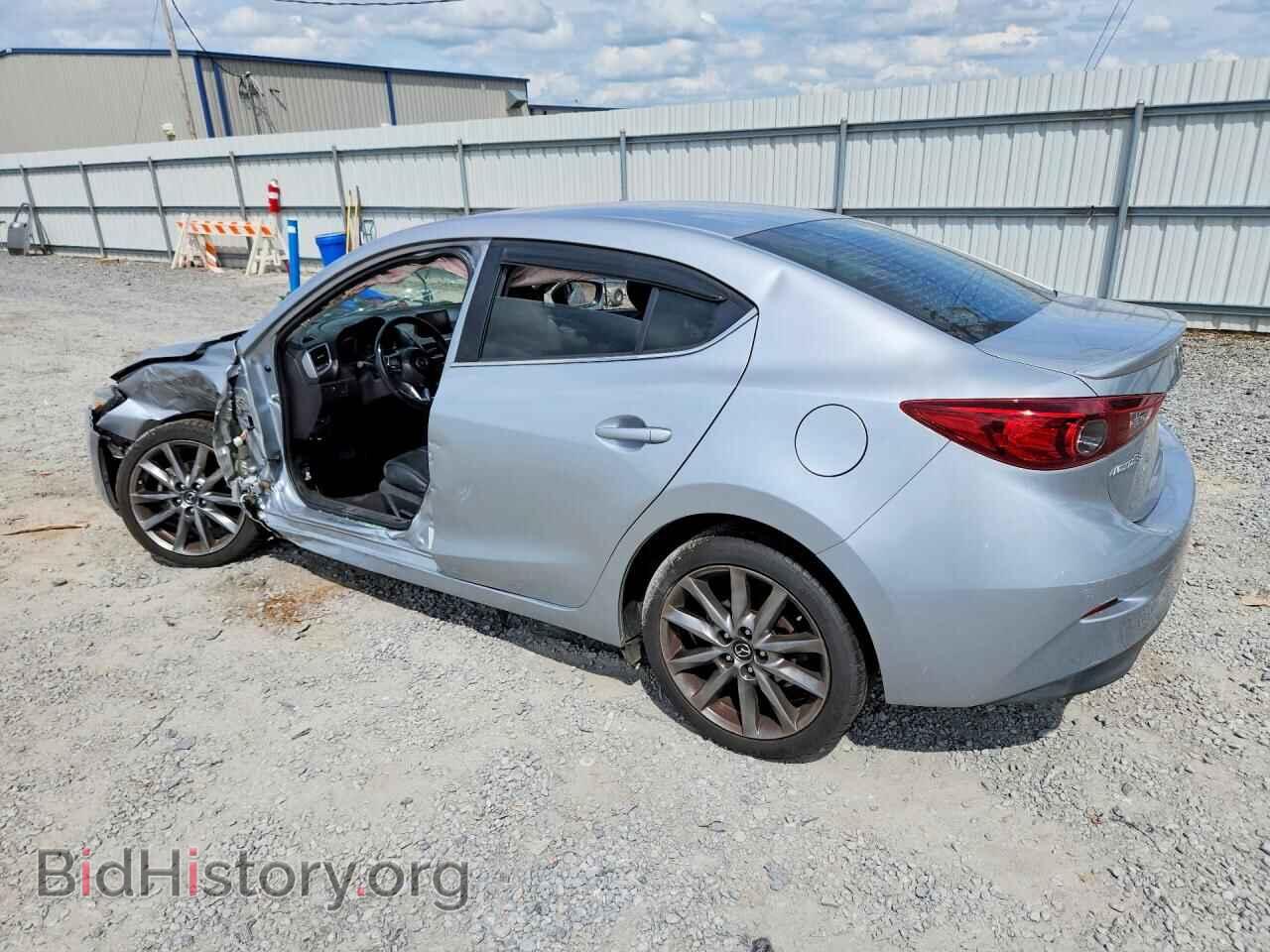 2018 MAZDA 3 - VIN: 3MZBN1V30JM206045 - Photo 2