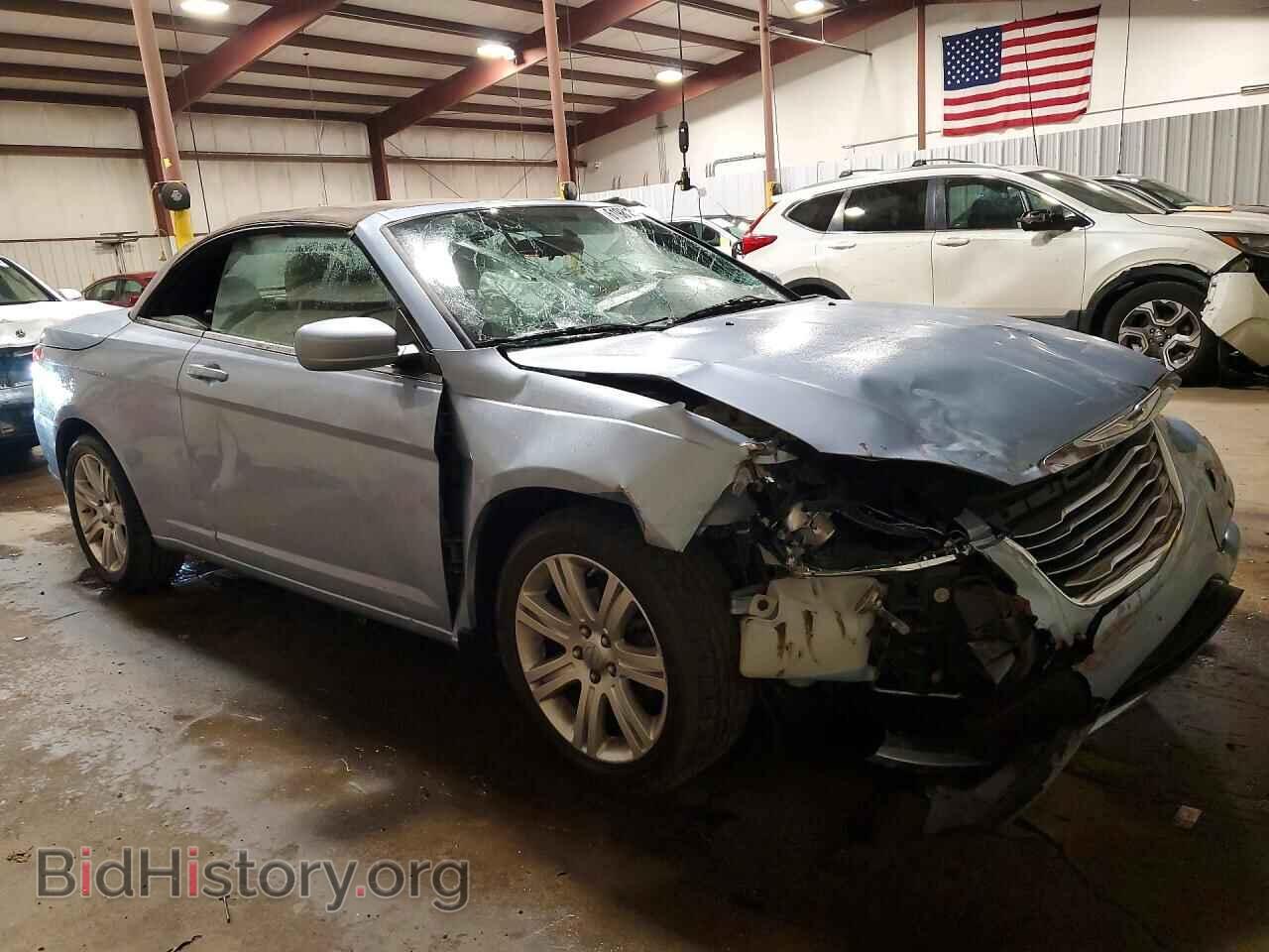 2013 CHRYSLER 200 - VIN: 1C3BCBEB7DN736162 - Photo 4
