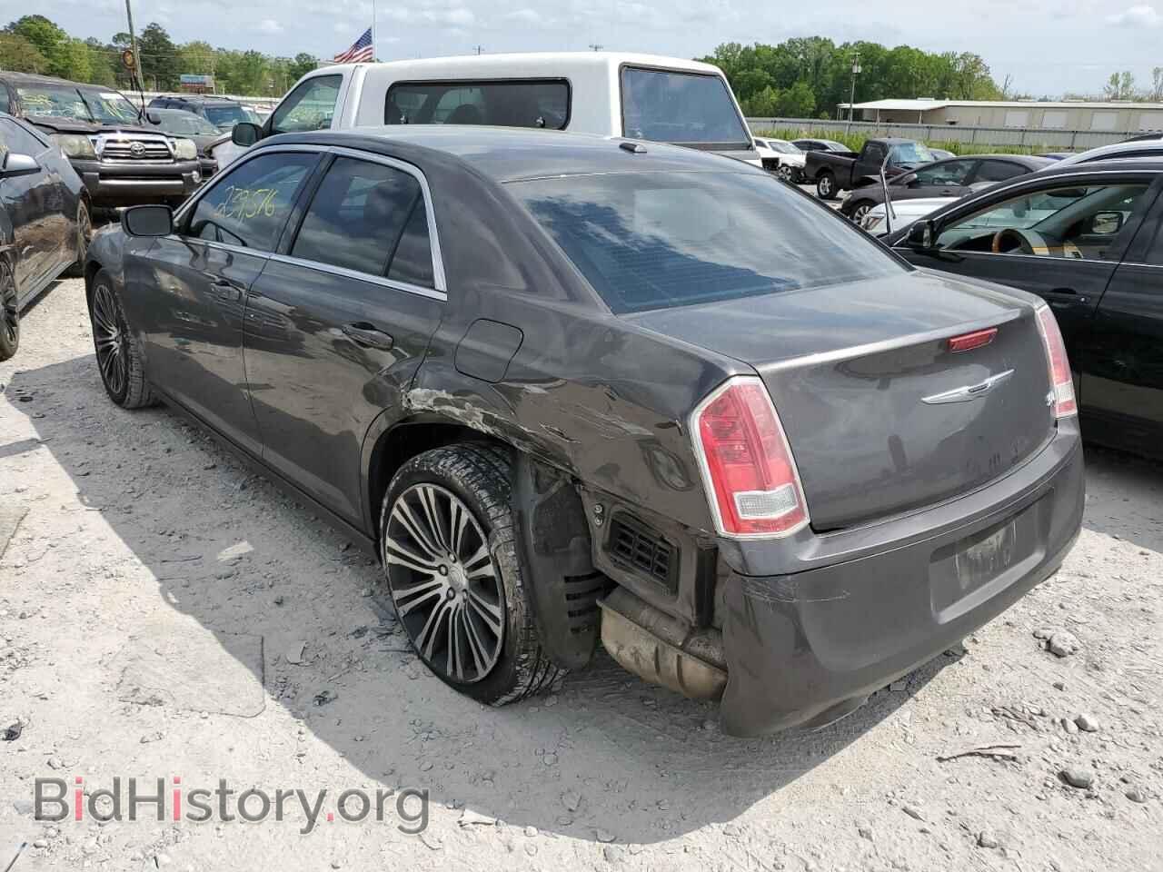 2013 CHRYSLER 300 - VIN: 2C3CCABG4DH565622 - Фото 2