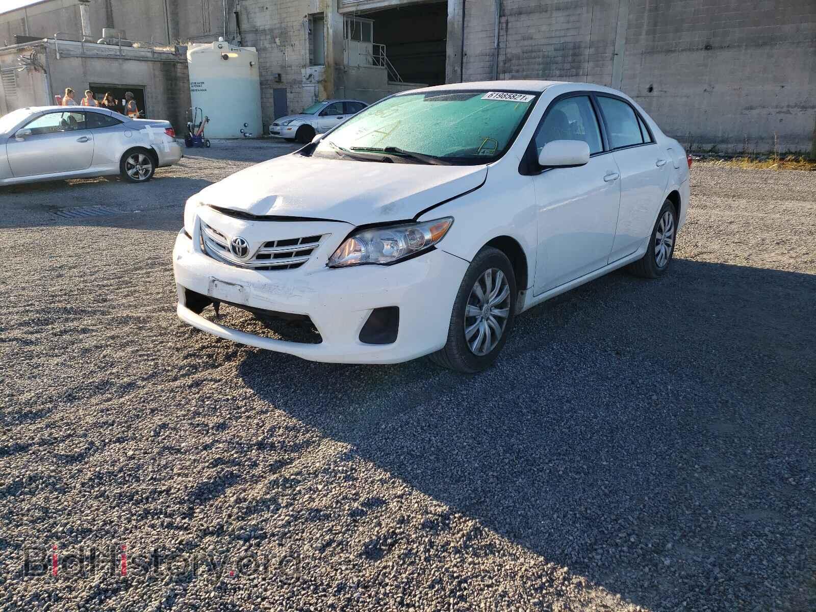 2013 TOYOTA COROLLA - VIN: 2T1BU4EEXDC075681 - Фото 2