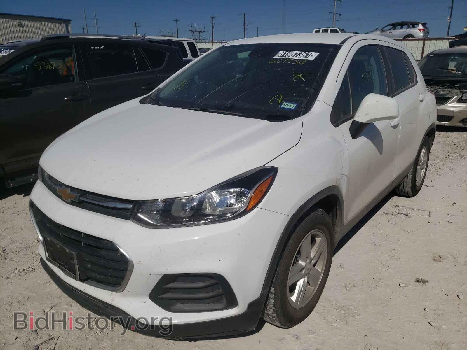 2019 CHEVROLET TRAX - VIN: 3GNCJKSB8KL261538 - Фото 2