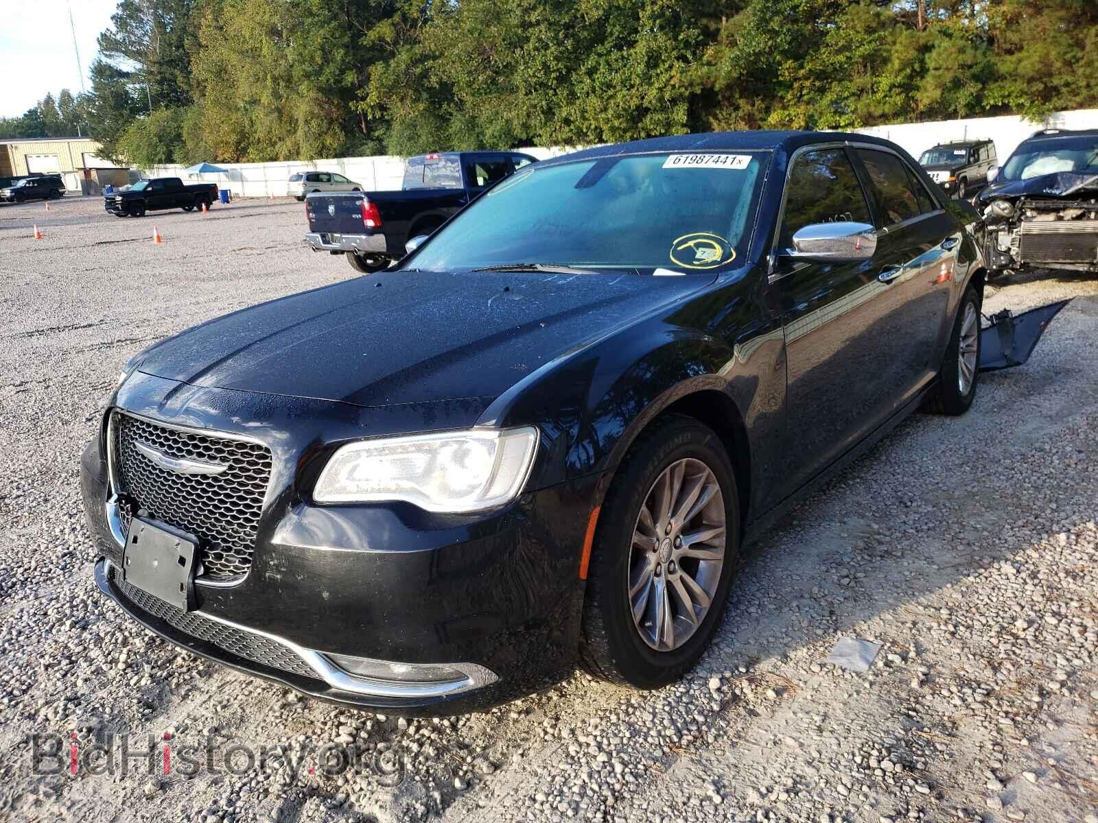 2015 CHRYSLER 300 - VIN: 2C3CCAEG8FH755437 - Фото 2