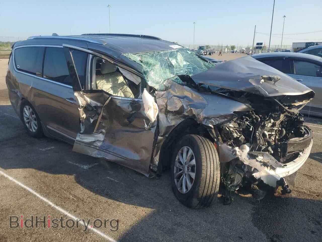 2018 CHRYSLER PACIFICA - VIN: 2C4RC1BG1JR276452 - Photo 4