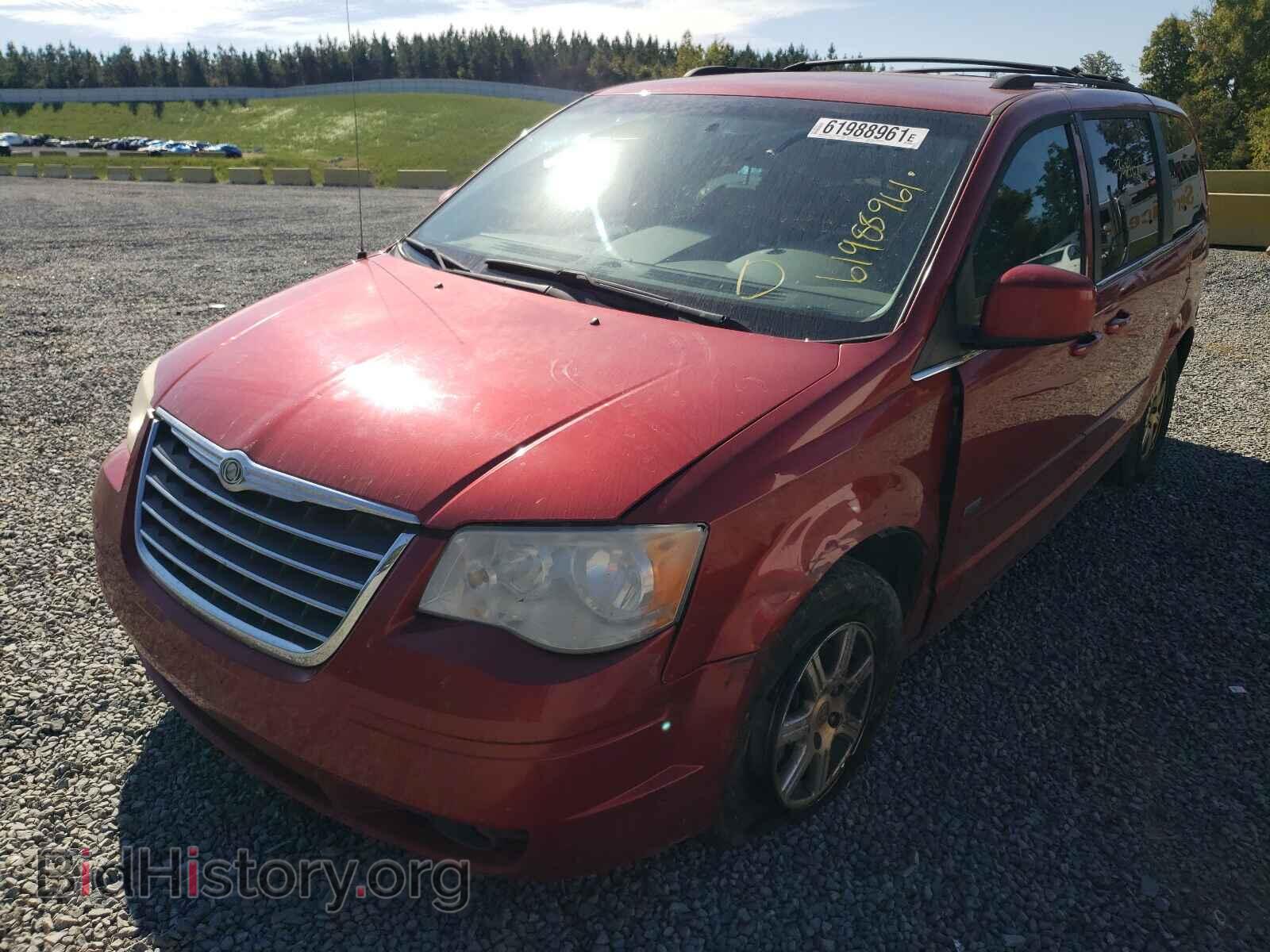 2008 CHRYSLER MINIVAN - VIN: 2A8HR54P88R718144 - Фото 2