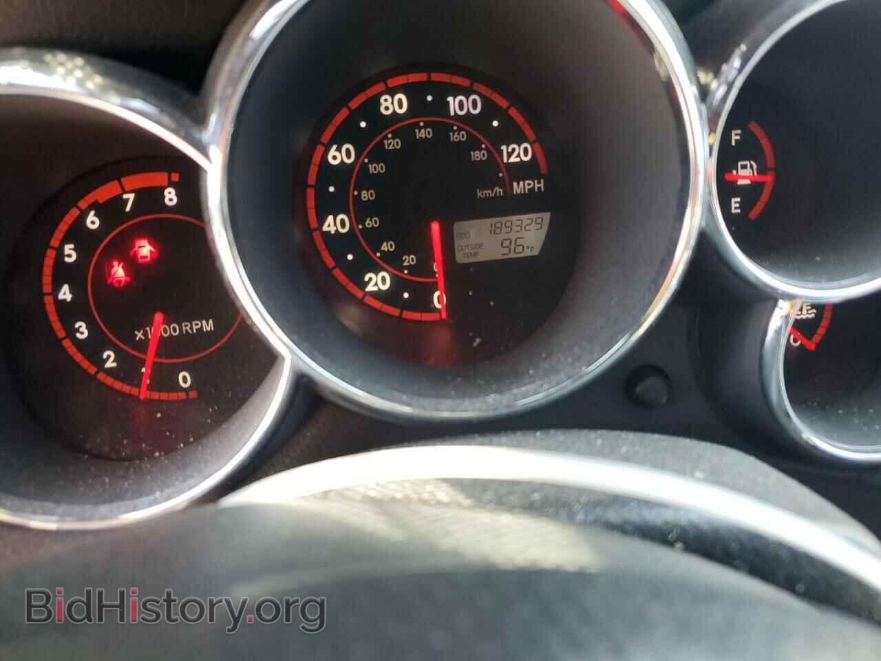 2005 TOYOTA COROLLA - VIN: 2T1KR32E25C392971 - Фото 9