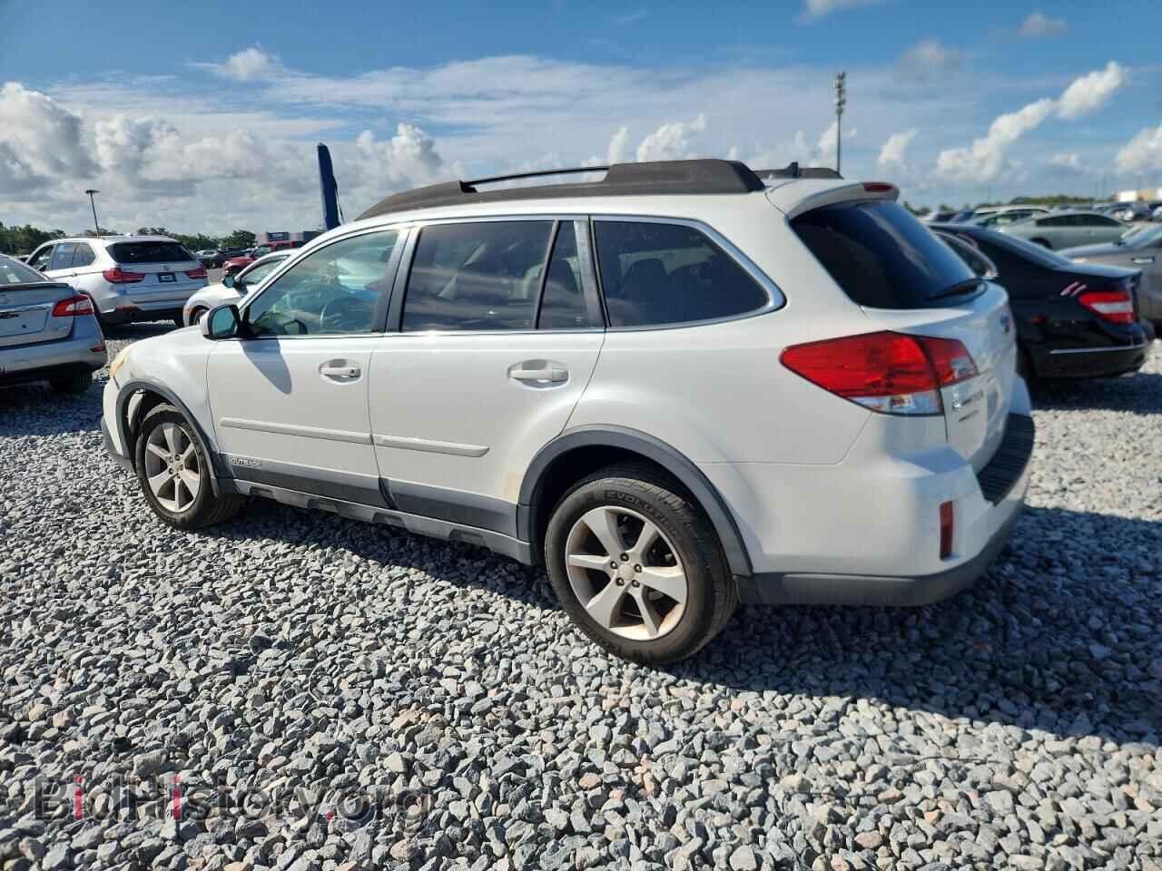2014 SUBARU OUTBACK - VIN: 4S4BRBCC0E3321957 - Photo 2