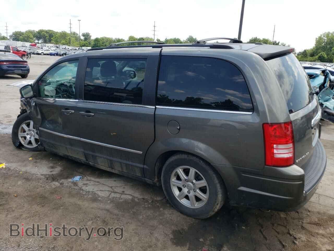 2010 CHRYSLER MINIVAN - VIN: 2A4RR8D16AR386570 - Фото 2