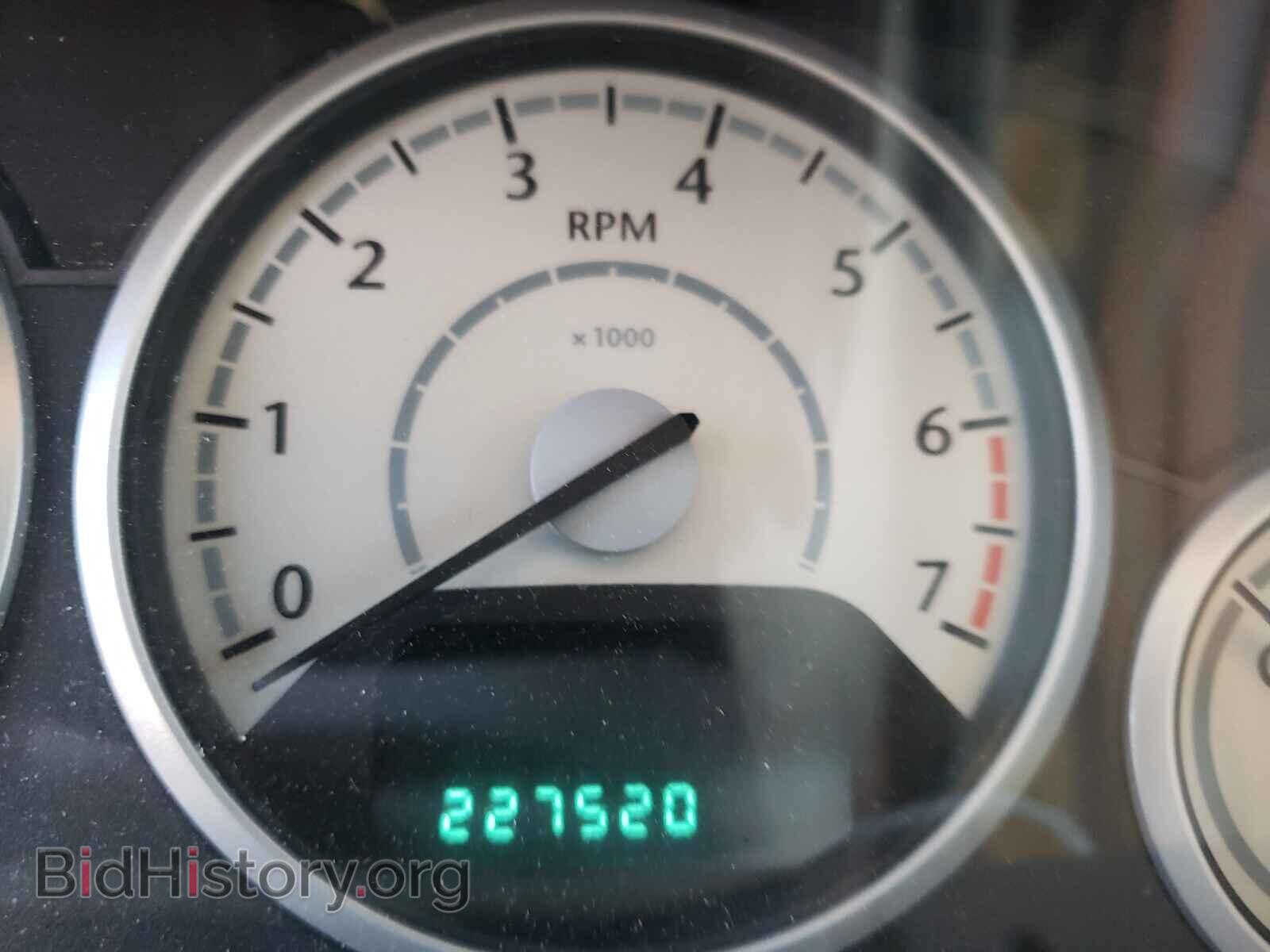 2008 CHRYSLER MINIVAN - VIN: 2A8HR44H78R707946 - Фото 8