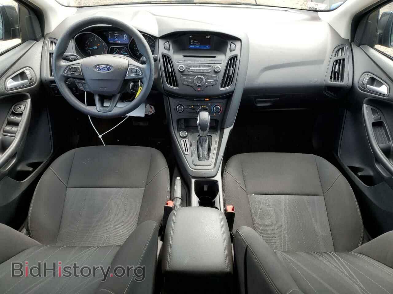 2017 FORD FOCUS - VIN: 1FADP3F2XHL301320 - Photo 8