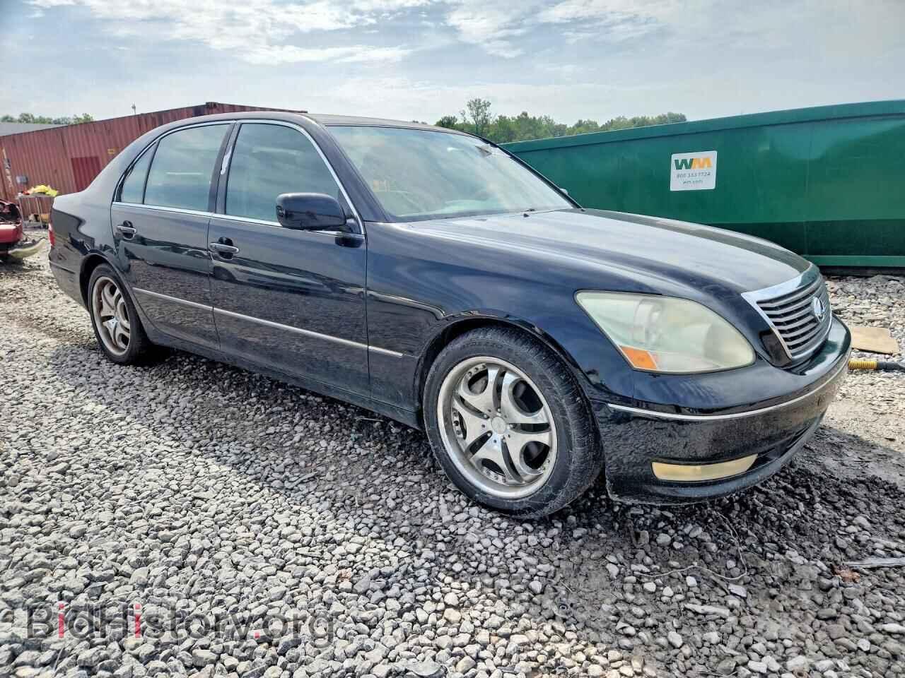 2005 LEXUS LS430 - VIN: JTHBN36F655005493 - Photo 4