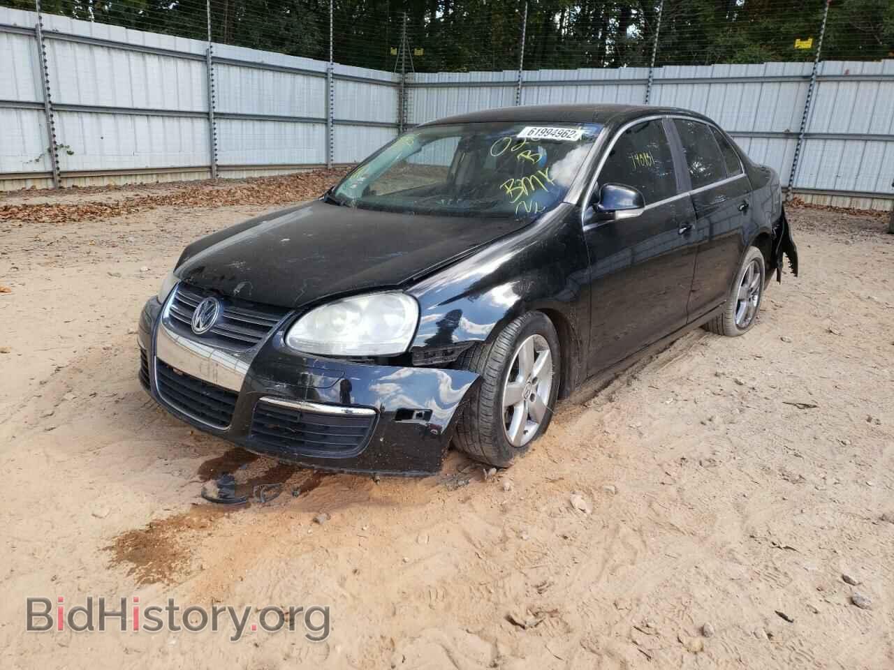 2009 VOLKSWAGEN JETTA - VIN: 3VWRM71K89M020721 - Фото 2