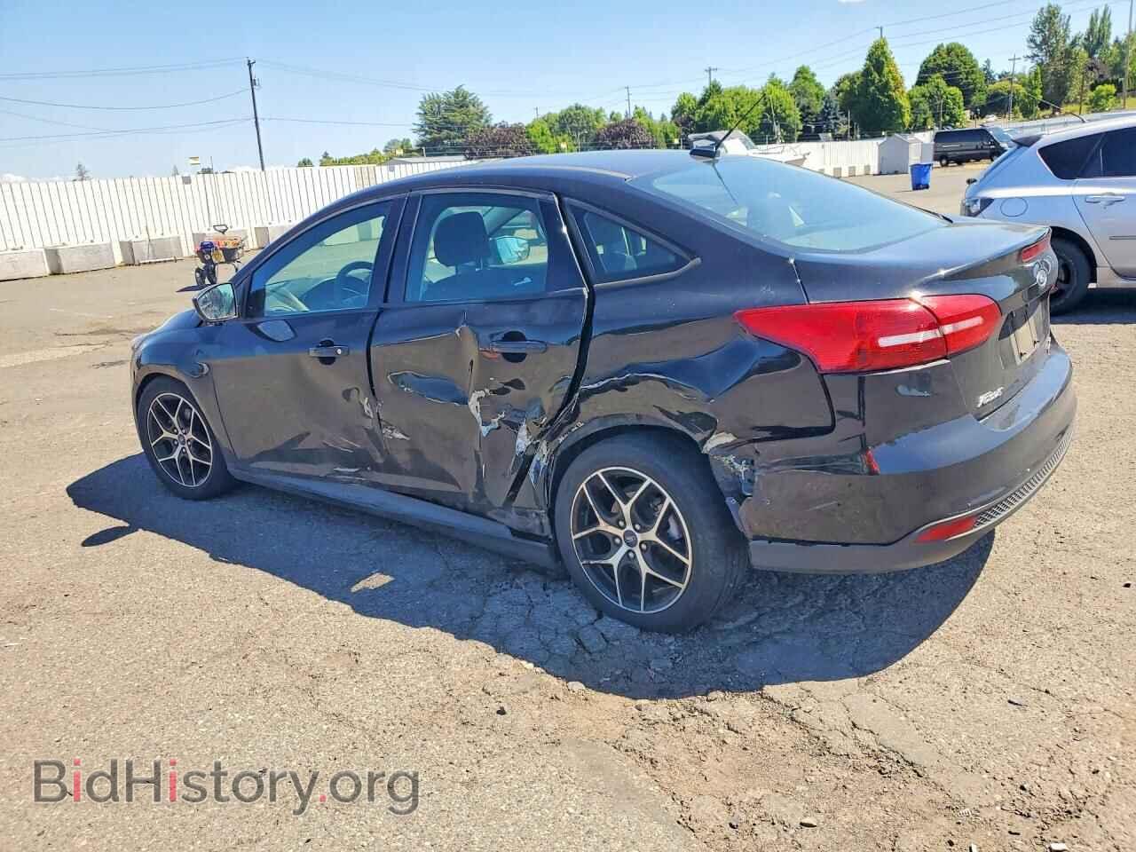 2018 FORD FOCUS - VIN: 1FADP3FE6JL313805 - Фото 2