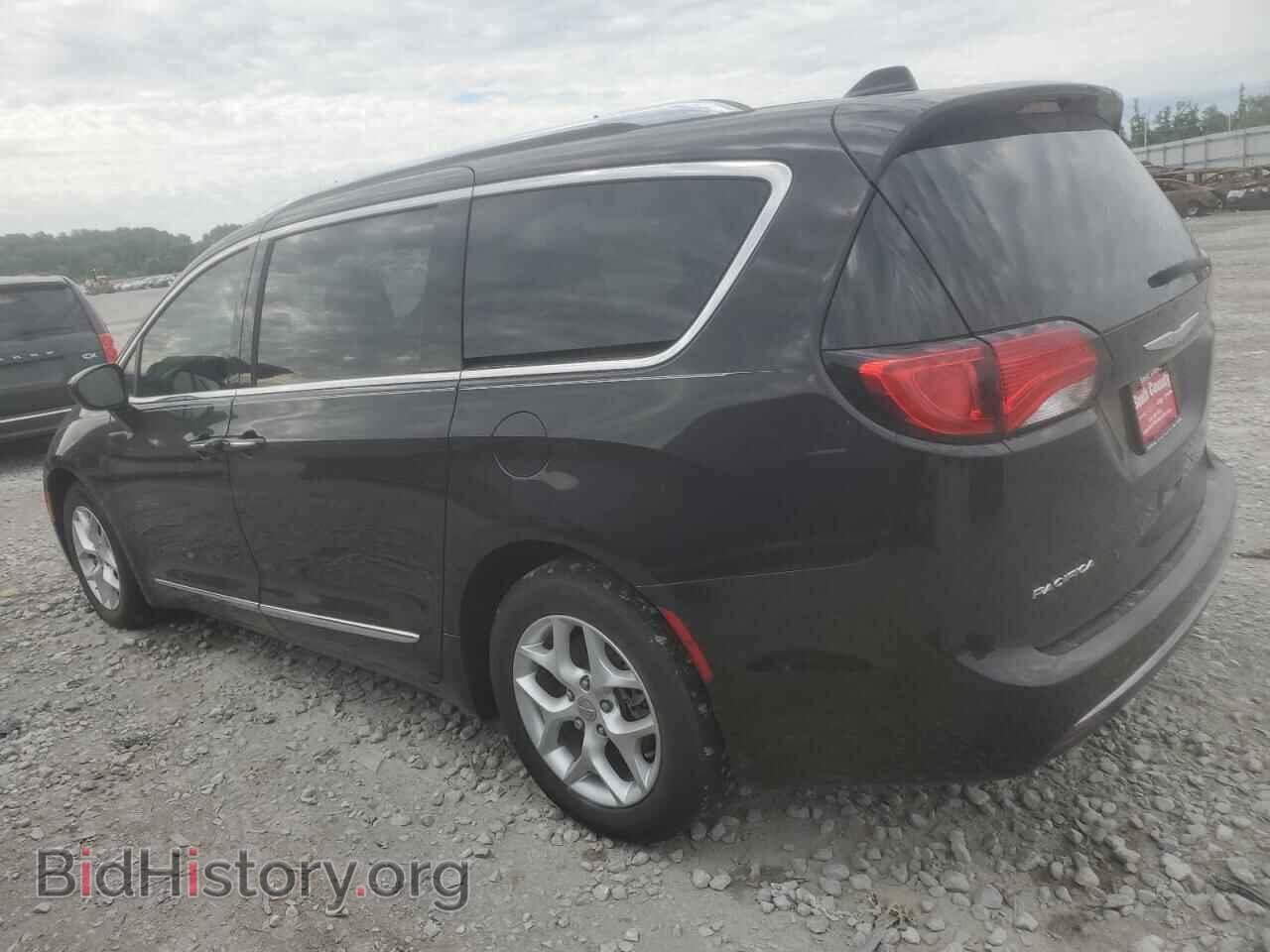 2017 CHRYSLER PACIFICA - VIN: 2C4RC1EG2HR763617 - Photo 2