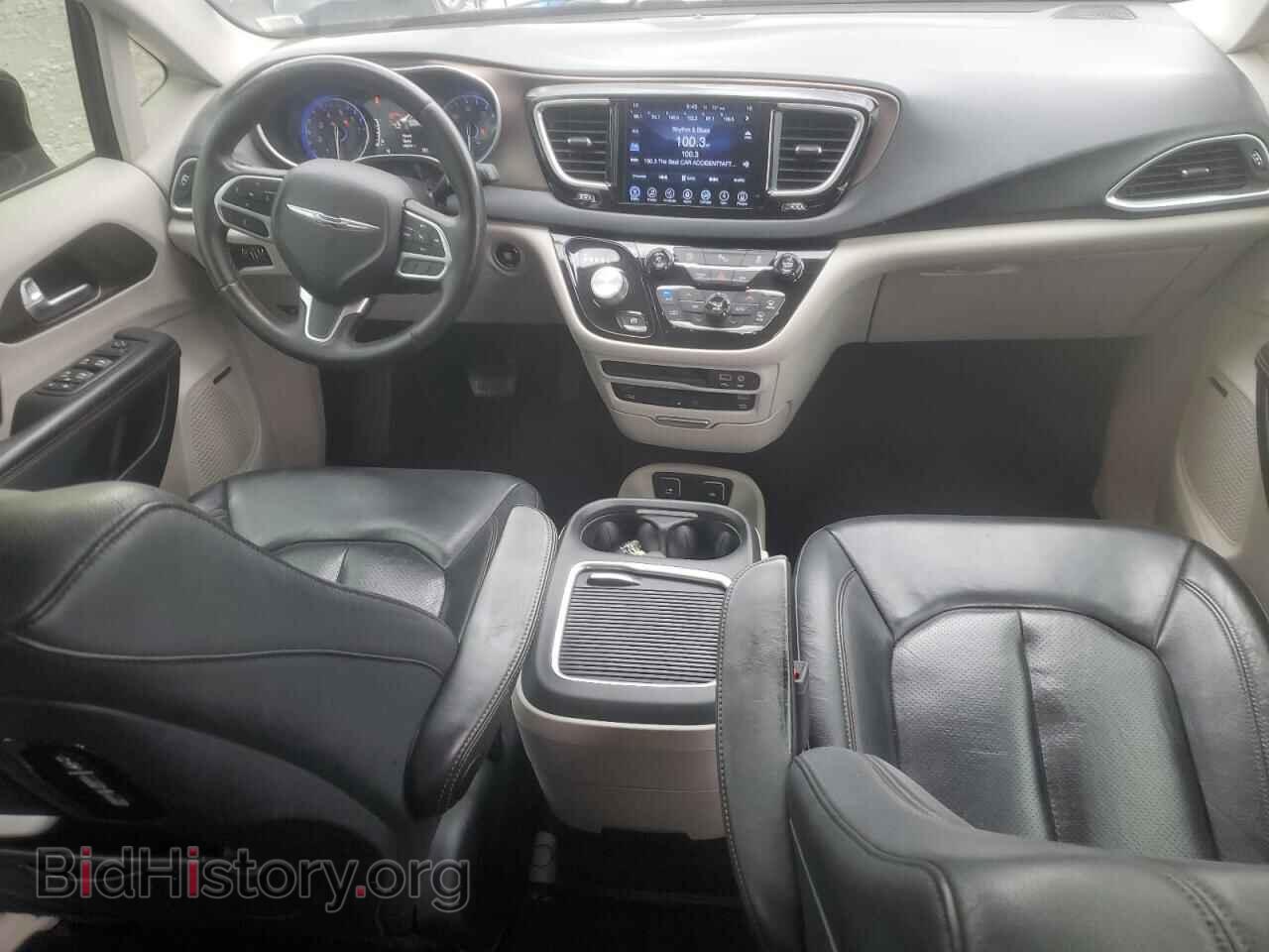 2017 CHRYSLER PACIFICA - VIN: 2C4RC1EG2HR763617 - Photo 8