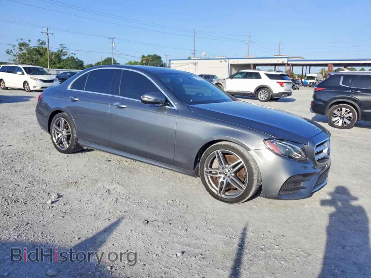 2019 MERCEDES-BENZ E-CLASS - VIN: WDDZF4JB4KA689072 - Фото 4