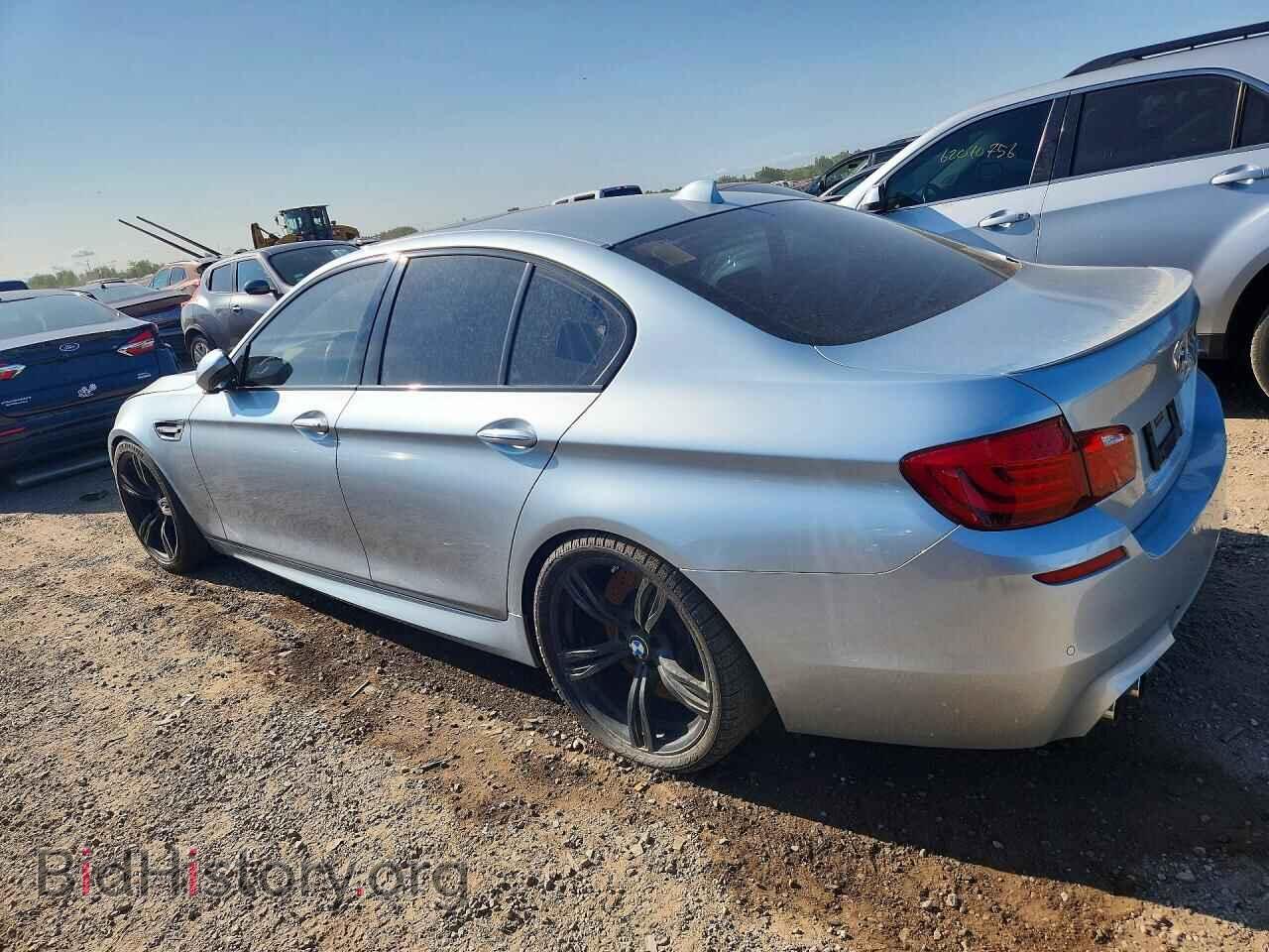 2013 BMW M5 - VIN: WBSFV9C59DD097018 - Photo 2