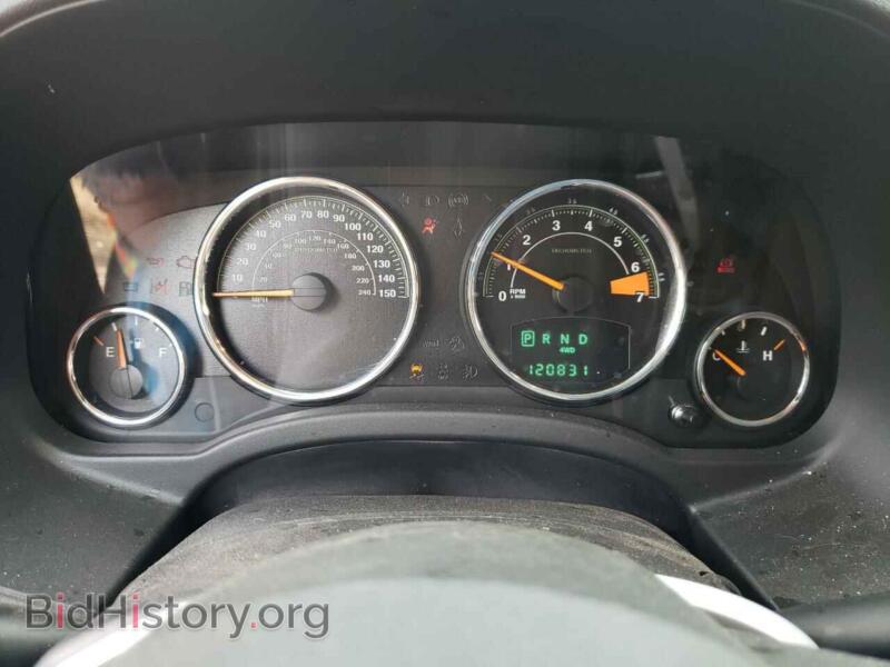 2015 Jeep COMPASS (VIN 1C4NJDAB6FD195193) — photo 9 of 13