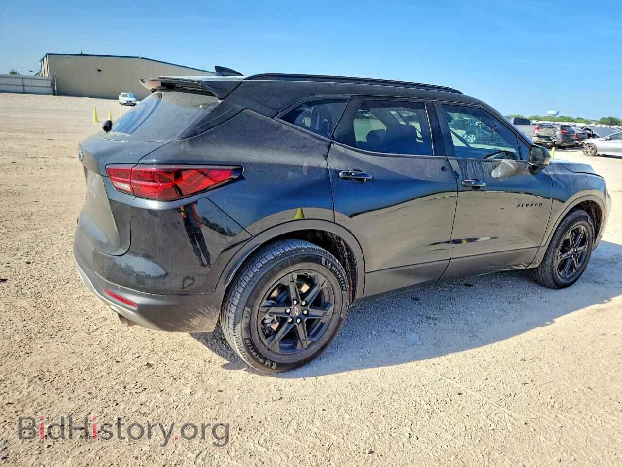 2024 CHEVROLET BLAZER - VIN: 3GNKBCR48RS215827 - Фото 3