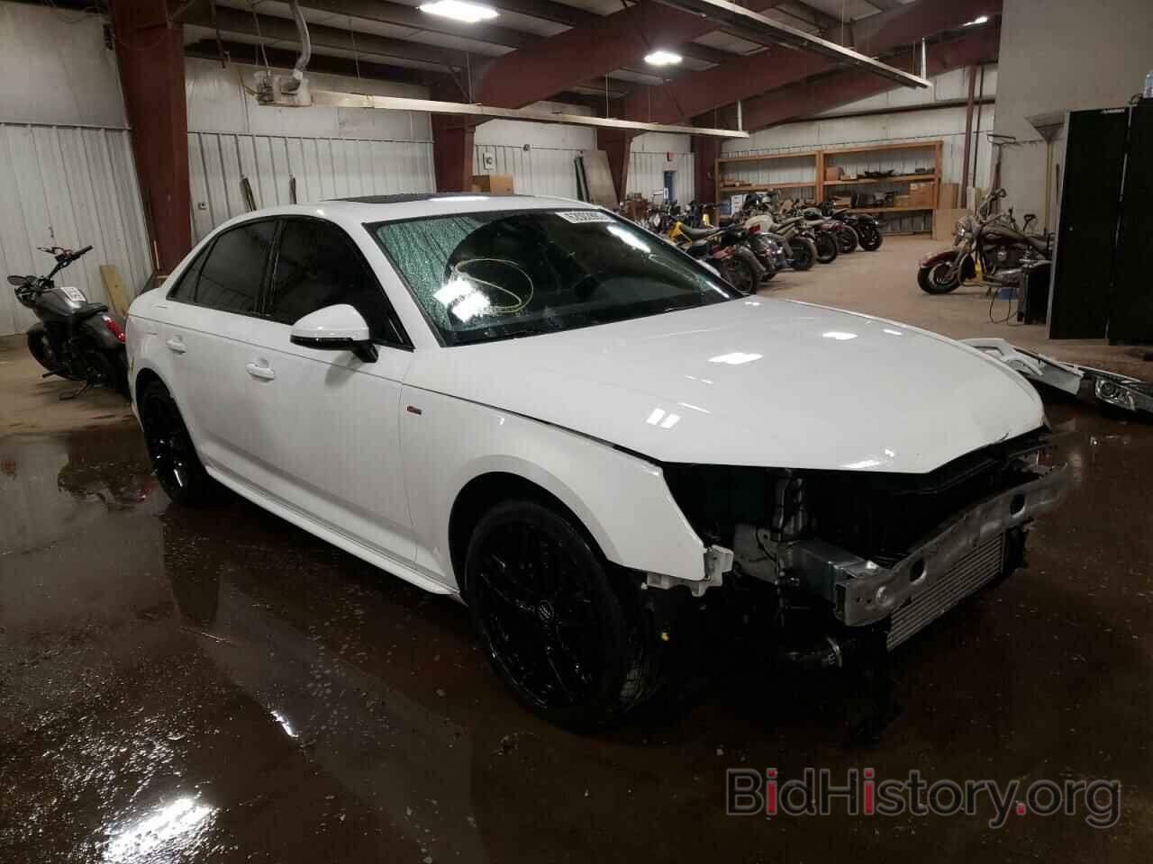 Photo WAUKMAF46HN059871 - AUDI A4 2017