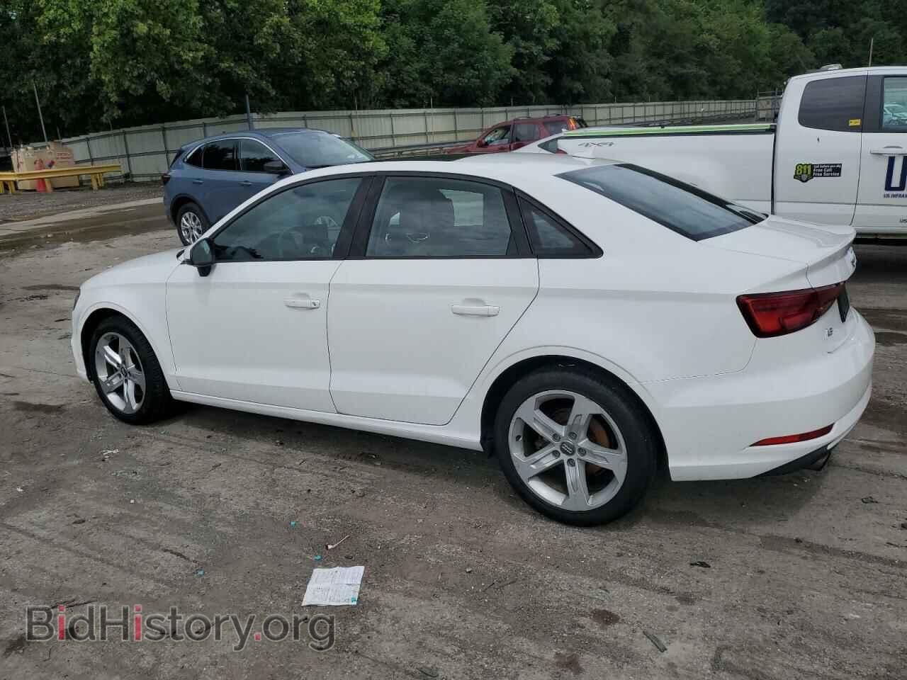 2017 AUDI A3 - VIN: WAUB8GFF5H1027798 - Фото 2