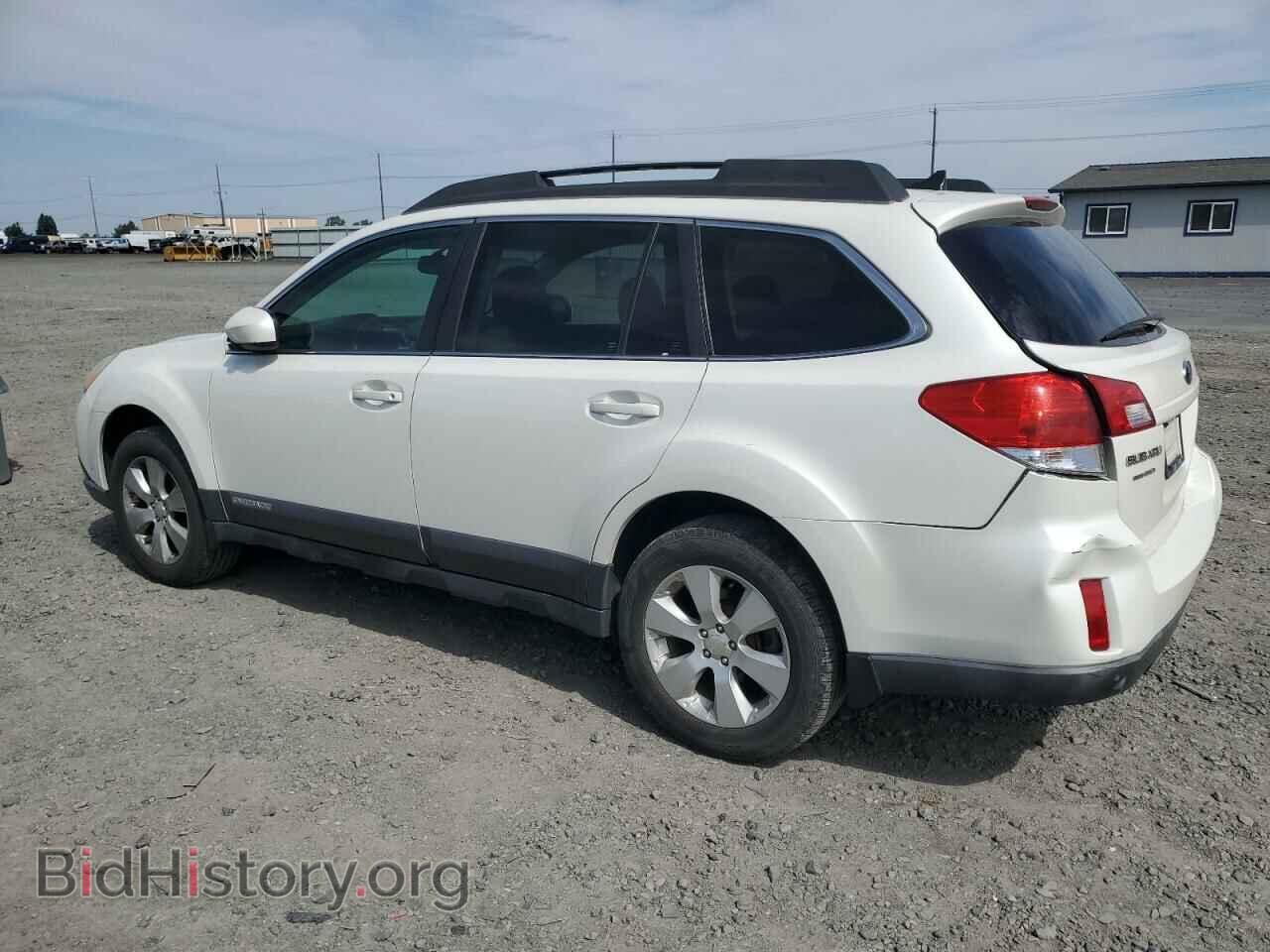 2011 SUBARU OUTBACK - VIN: 4S4BRBLC3B3352891 - Фото 2