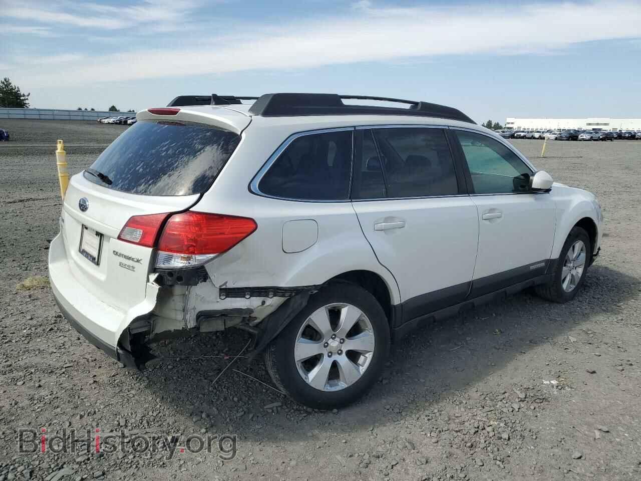 2011 SUBARU OUTBACK - VIN: 4S4BRBLC3B3352891 - Фото 3