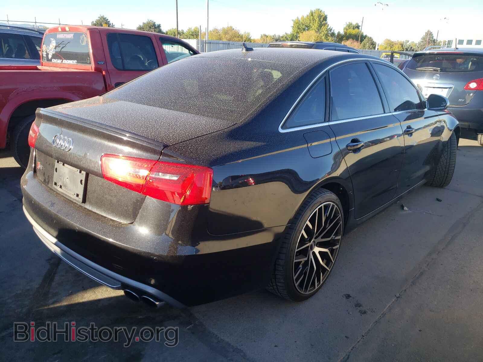 2013 AUDI S6/RS6 - VIN: WAUJ2AFC2DN130647 - Фото 4