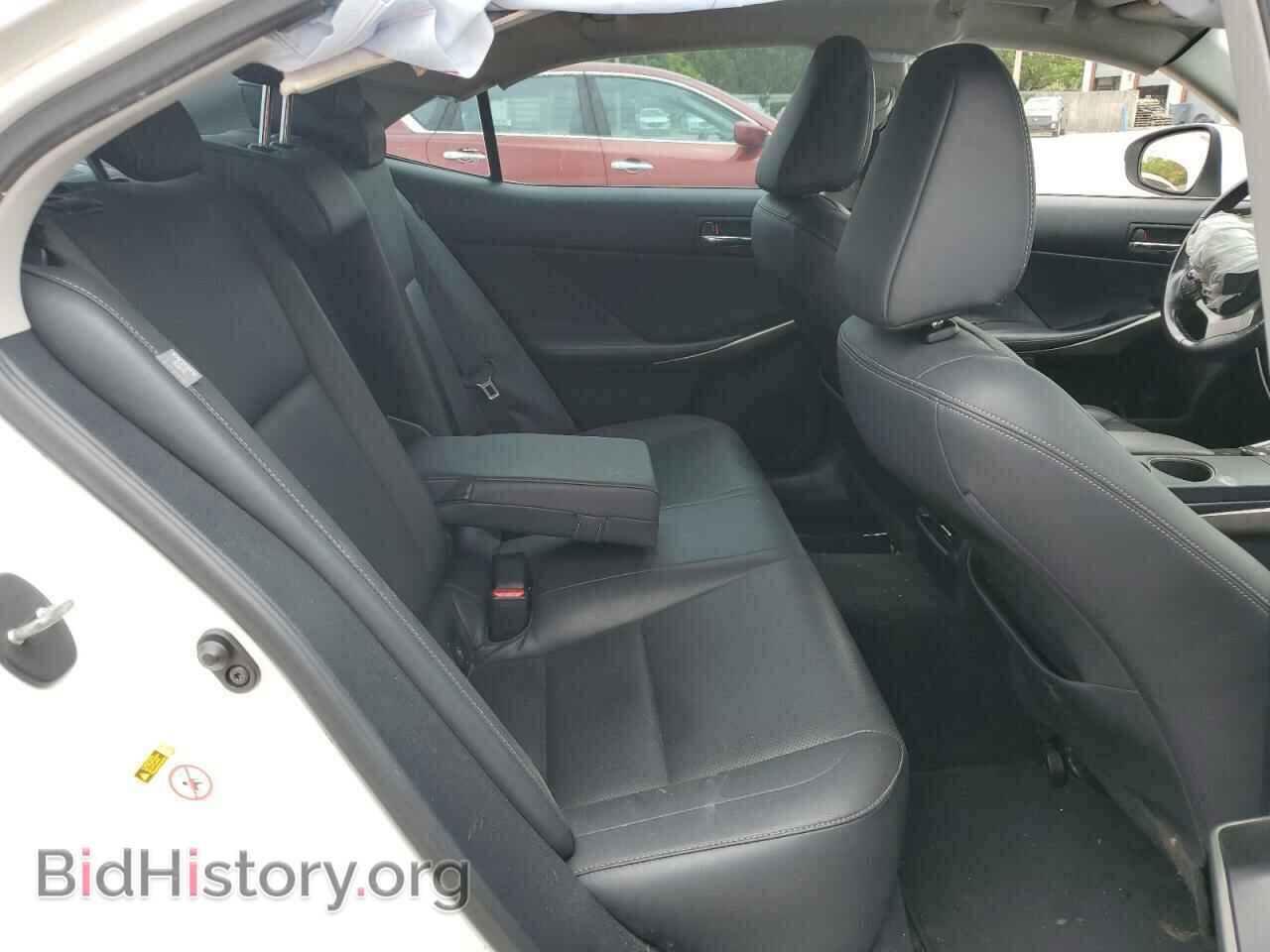 2014 LEXUS IS - VIN: JTHBF1D29E5018742 - Photo 10