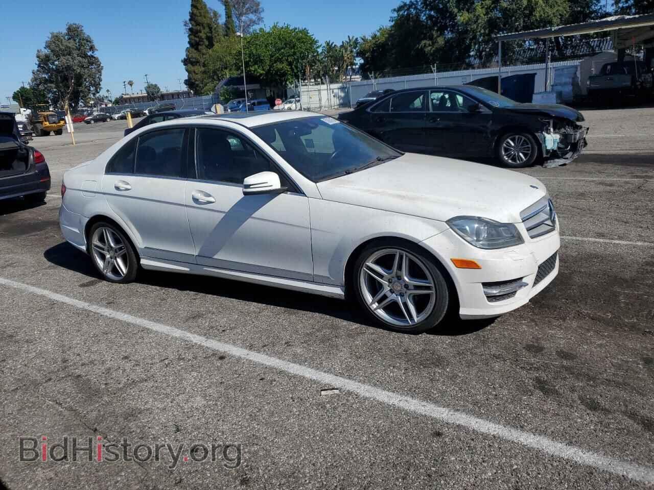 2013 MERCEDES-BENZ C-CLASS - VIN: WDDGF4HB2DA805062 - Фото 4