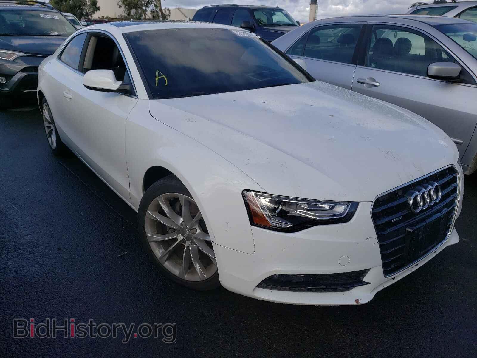 Photo WAUCFAFR7EA045555 - AUDI A5 2014