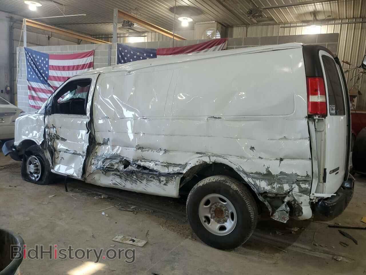2015 CHEVROLET EXPRESS - VIN: 1GCWGFCF3F1252336 - Фото 2