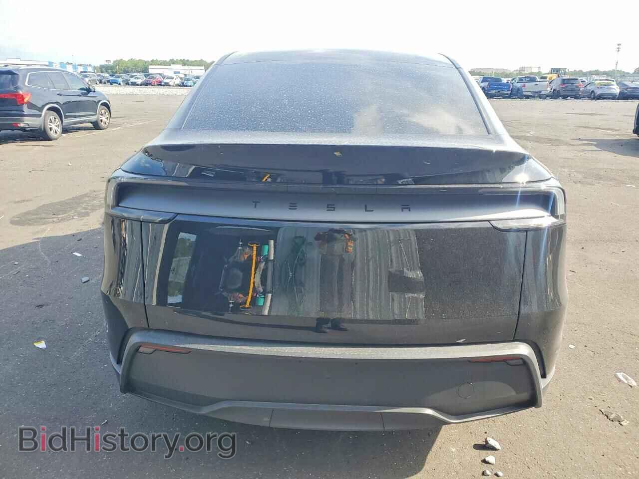 2026 TESLA MODEL Y - VIN: 7SAYGDED8TA692659 - Photo 6