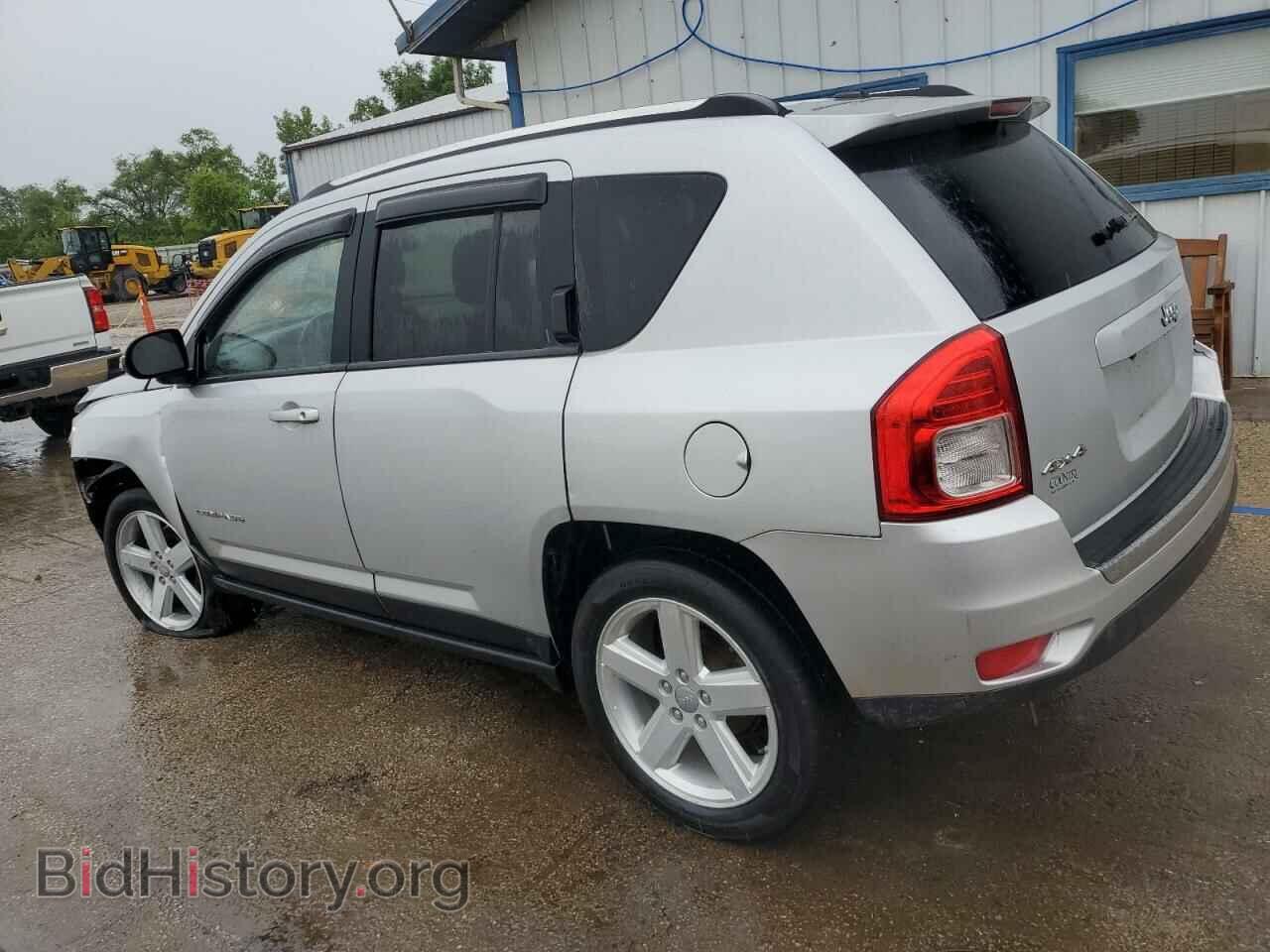 2011 JEEP COMPASS - VIN: 1J4NF5FB3BD257590 - Photo 2