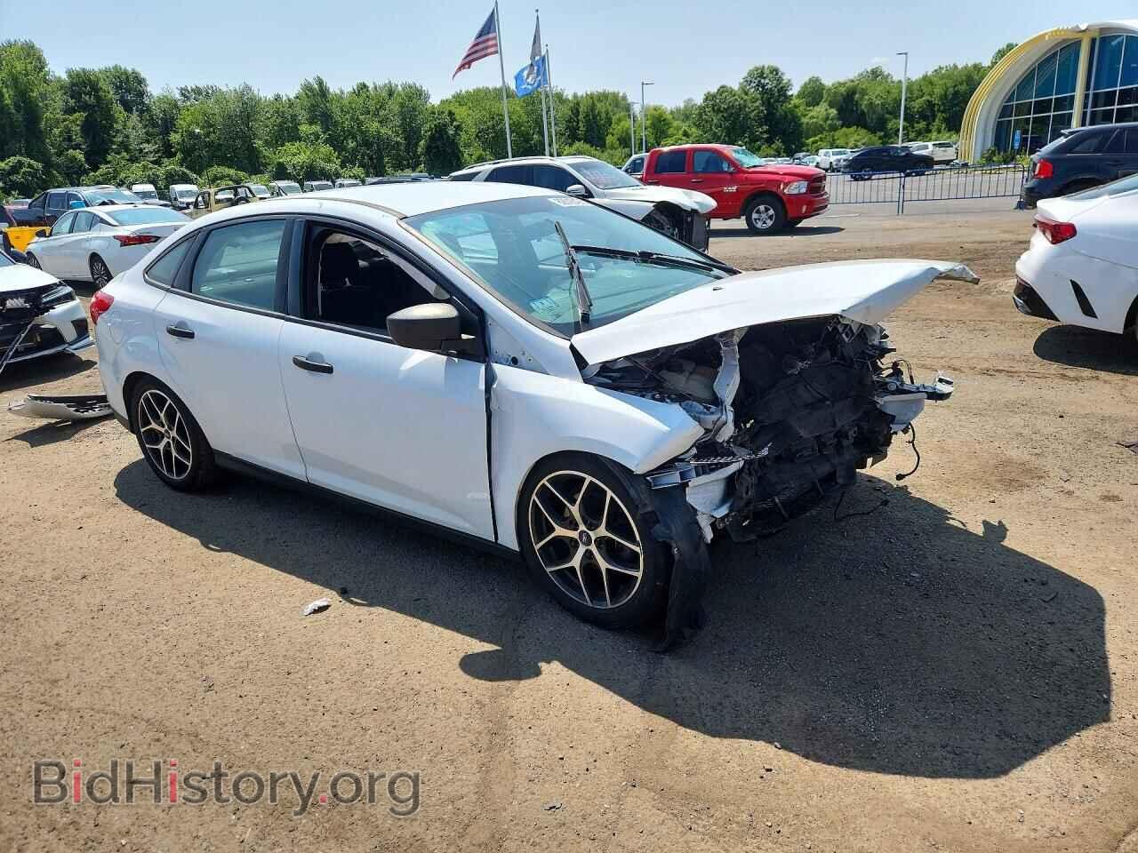 2016 FORD FOCUS - VIN: 1FADP3E25GL228034 - Photo 4