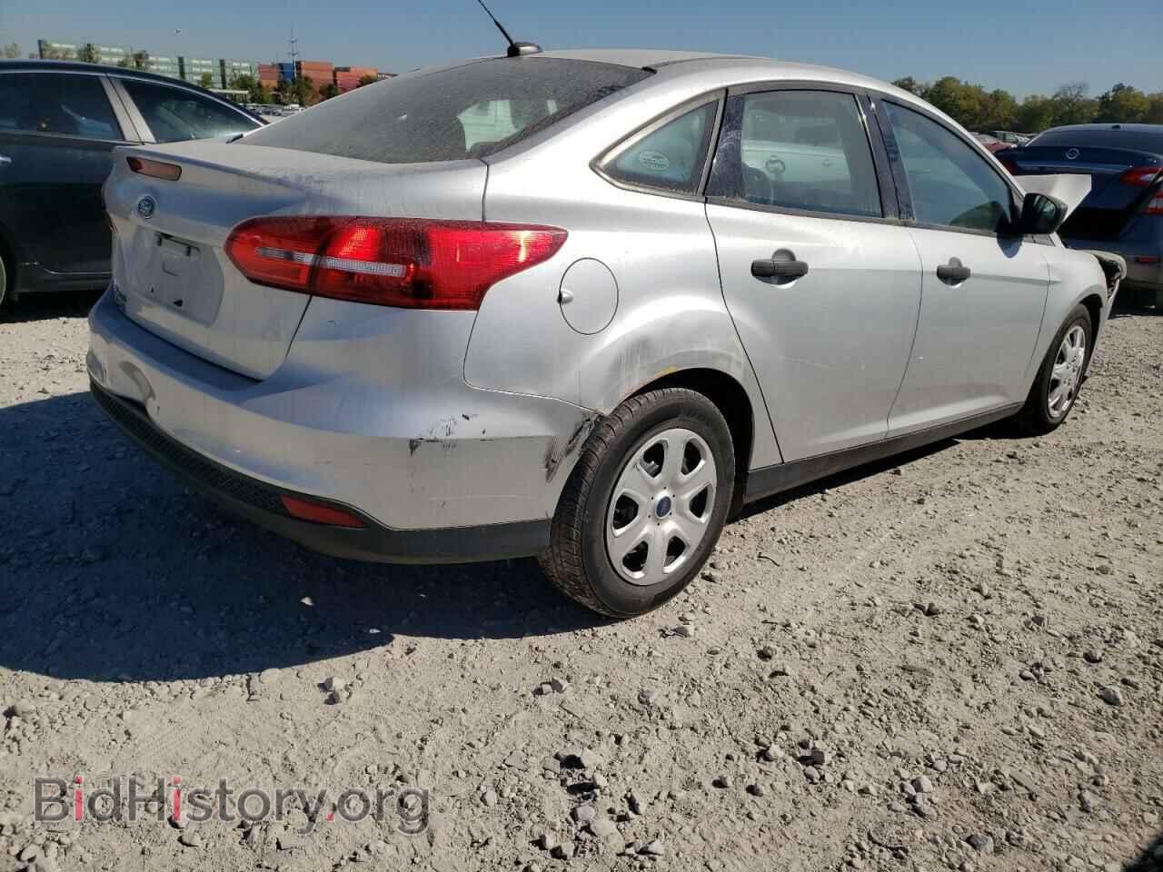 2017 FORD FOCUS - VIN: 1FADP3E25HL231971 - Photo 4