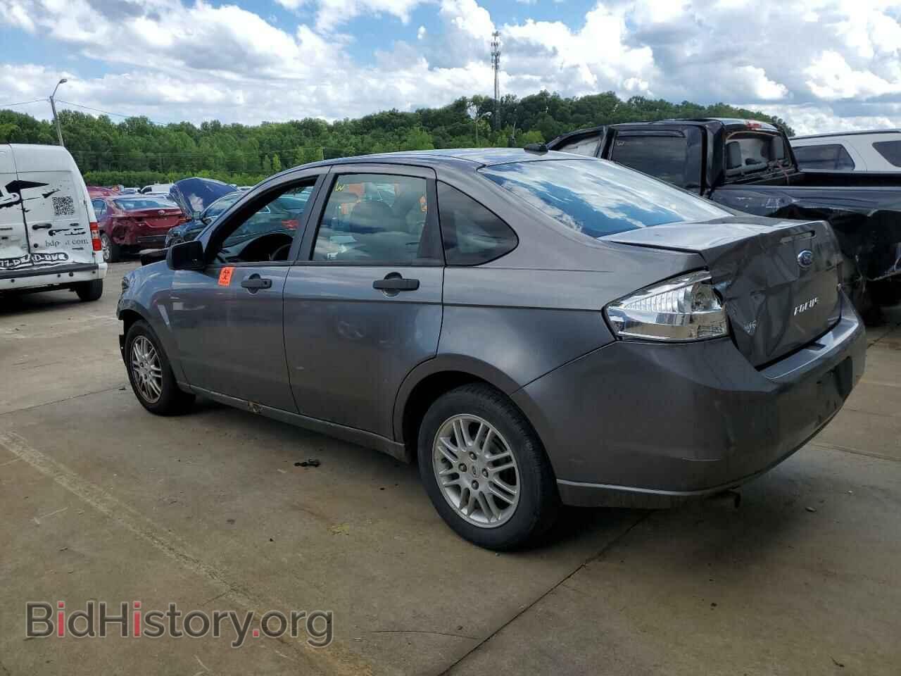 2010 FORD FOCUS - VIN: 1FAHP3FN3AW203231 - Фото 2